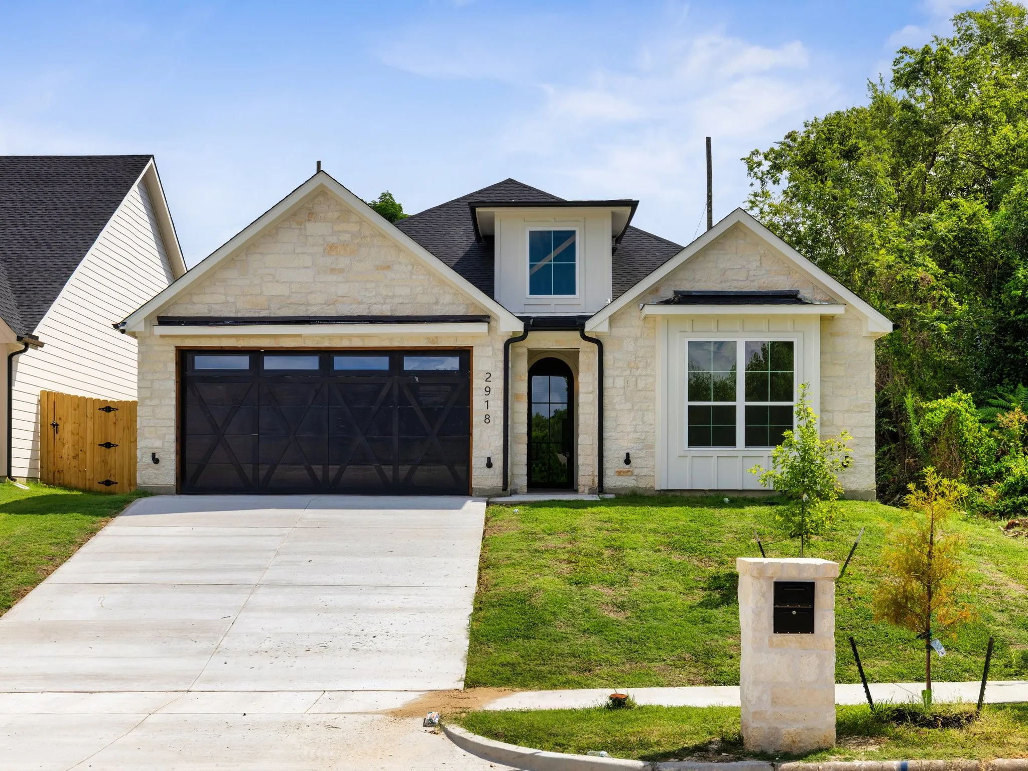 Single Family Residence For Sale in Tarrant County , 2918 NW 20th Street, Fort Worth, Texas 76106, 4 Bedroom, 2 Bathroom, 2 Garage spaces, 1,801 Sqft, built in 2026, mls#21333974, Real Estate Agent in Fort Worth, Homes For Sale in Tarrant county, Homes For Sale in Fort Worth, Realtor in Fort Worth Texas, Real Estate Brokerage Independent Realty Texas, Luminita Cordes Realtor