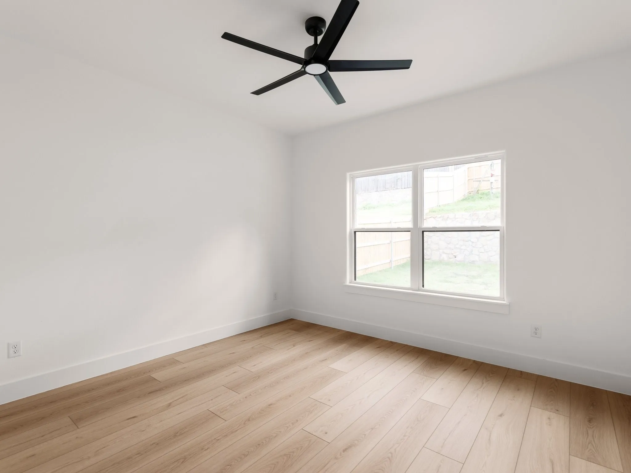 Single Family Residence For Sale in Tarrant County , 2920 NW 20th Street, Fort Worth, Texas 76106, 4 Bedroom, 2 Bathroom, 2 Garage spaces, 1,834 Sqft, built in 2026, mls#21331580, Real Estate Agent in Fort Worth, Homes For Sale in Tarrant county, Homes For Sale in Fort Worth, Realtor in Fort Worth Texas, Real Estate Brokerage Independent Realty Texas, Luminita Cordes Realtor