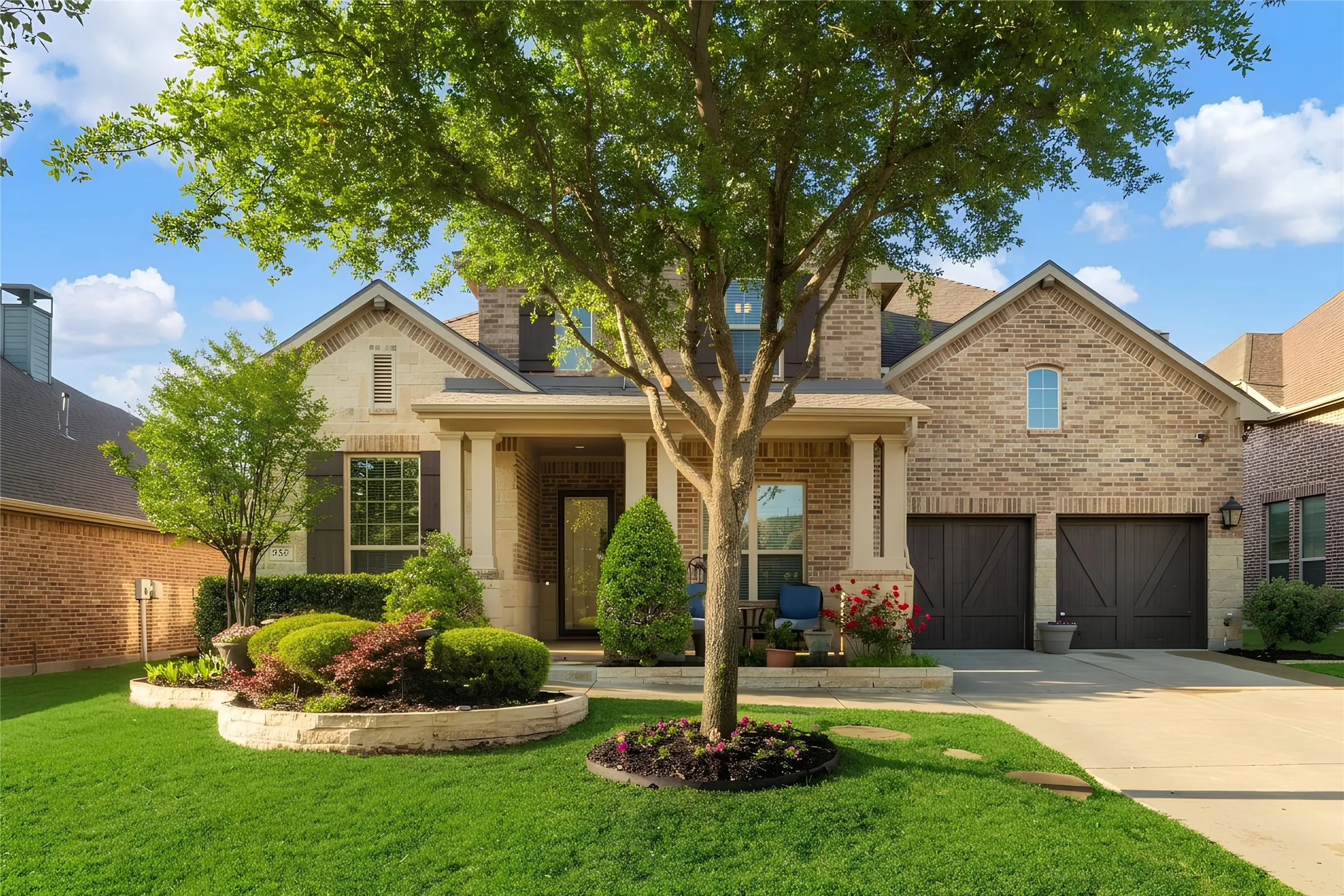 Single Family Residence For Sale in Denton County , 955 Champions Way, Roanoke, Texas 76262, 5 Bedroom, 4 Bathroom, 2 Garage spaces, 4,024 Sqft, built in 2013, mls#21332722, Real Estate Agent in Roanoke, Homes For Sale in Denton county, Homes For Sale in Roanoke, Realtor in Roanoke Texas, Real Estate Brokerage Independent Realty Texas, Luminita Cordes Realtor