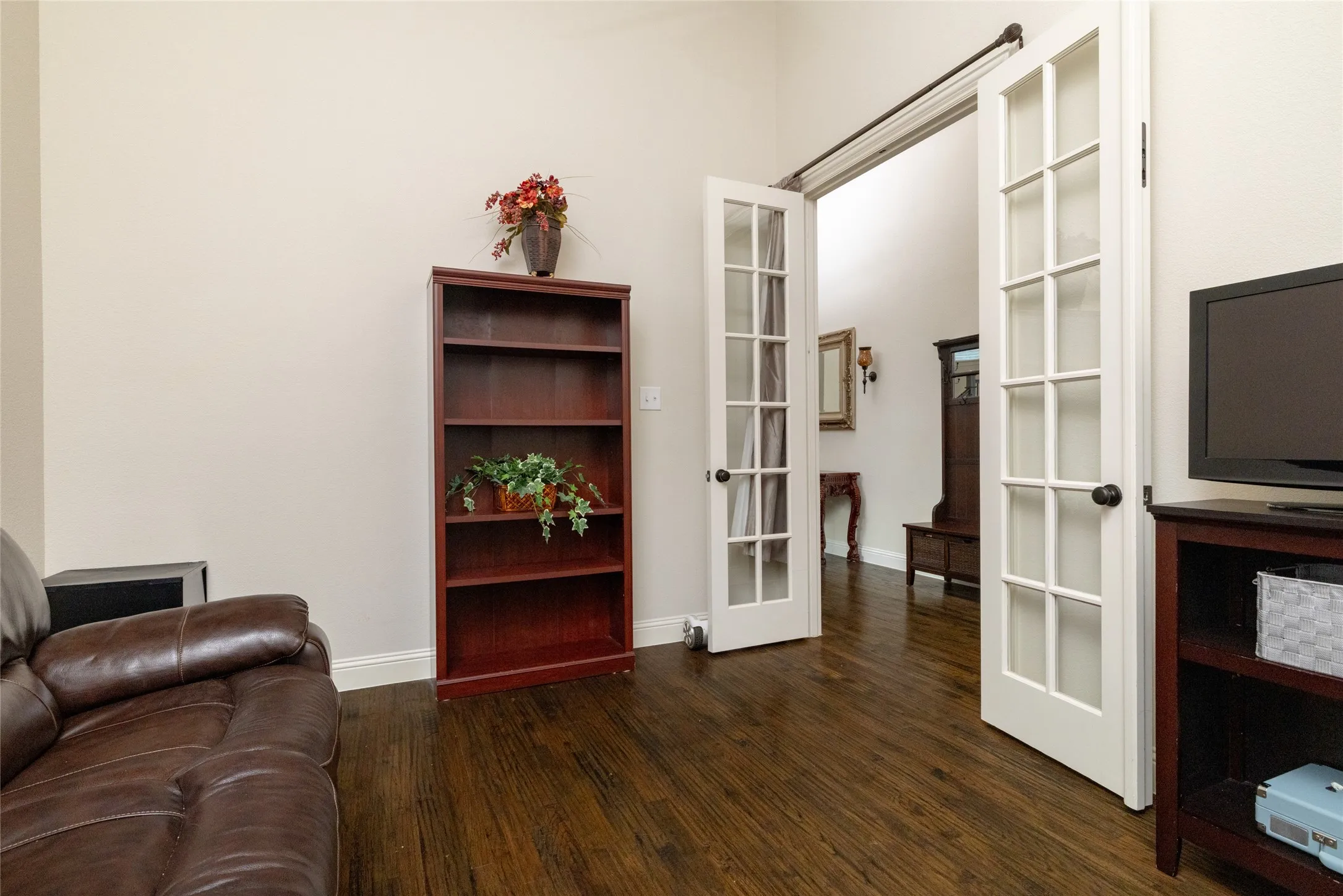 Single Family Residence For Sale in Denton County , 955 Champions Way, Roanoke, Texas 76262, 5 Bedroom, 4 Bathroom, 2 Garage spaces, 4,024 Sqft, built in 2013, mls#21332722, Real Estate Agent in Roanoke, Homes For Sale in Denton county, Homes For Sale in Roanoke, Realtor in Roanoke Texas, Real Estate Brokerage Independent Realty Texas, Luminita Cordes Realtor