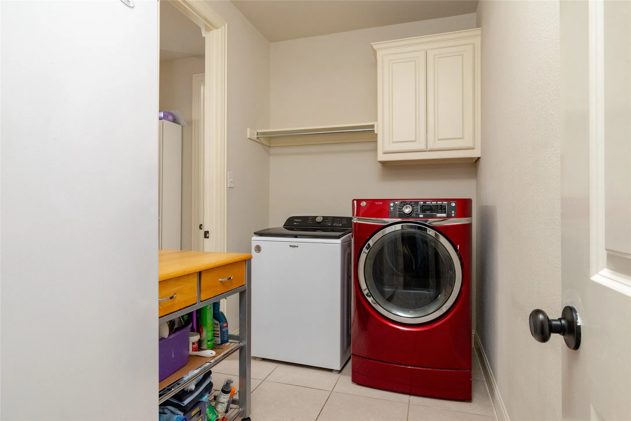 LAUNDRY ROOM CONNECTED TO PRIMARTY BATHROOM