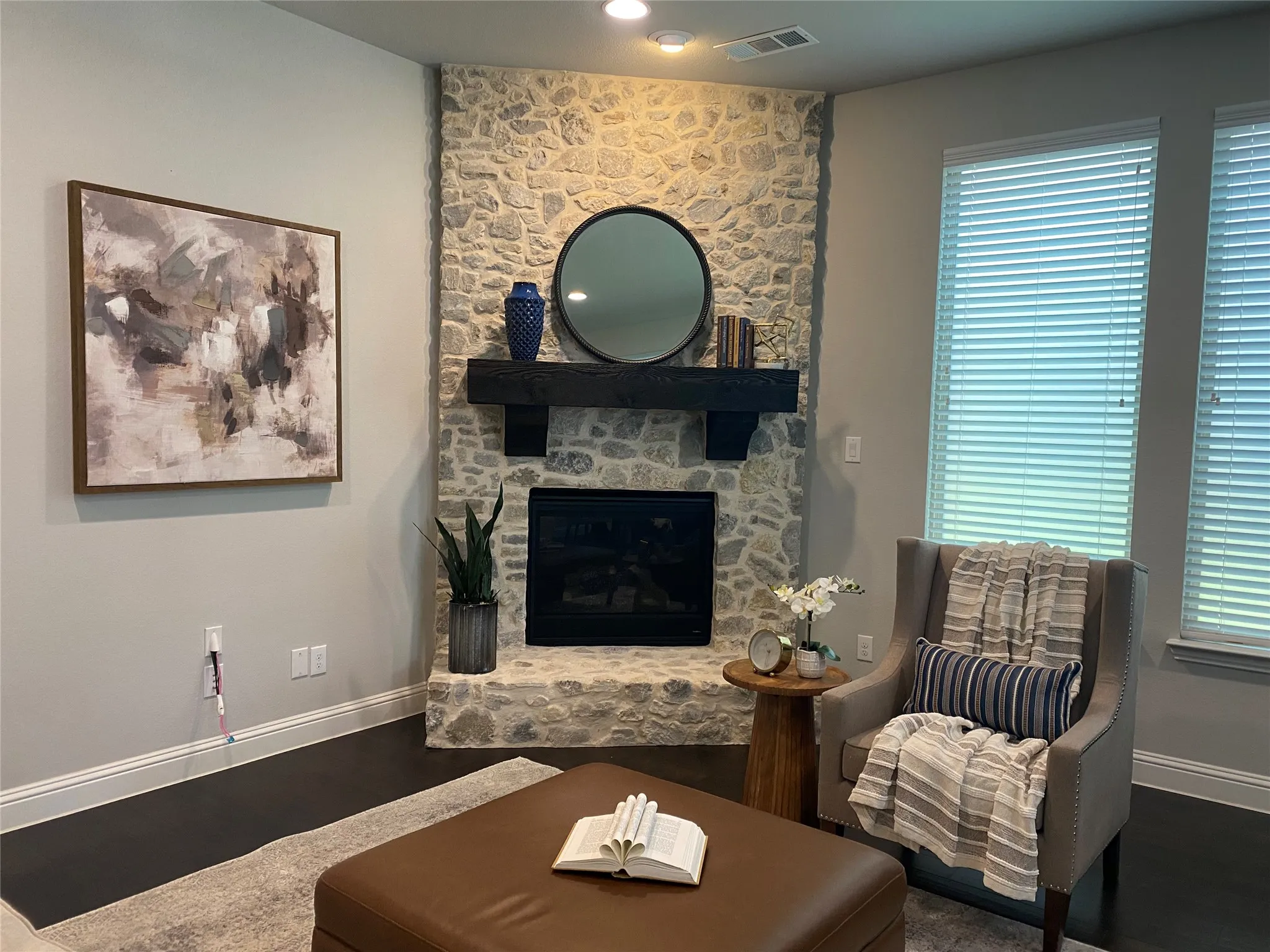 Single Family Residence For Sale in Tarrant County , 9932 Haversham Drive, Fort Worth, Texas 76131, 4 Bedroom, 3 Bathroom, 2 Garage spaces, 2,600 Sqft, built in 2016, mls#21333816, Real Estate Agent in Fort Worth, Homes For Sale in Tarrant county, Homes For Sale in Fort Worth, Realtor in Fort Worth Texas, Real Estate Brokerage Independent Realty Texas, Luminita Cordes Realtor