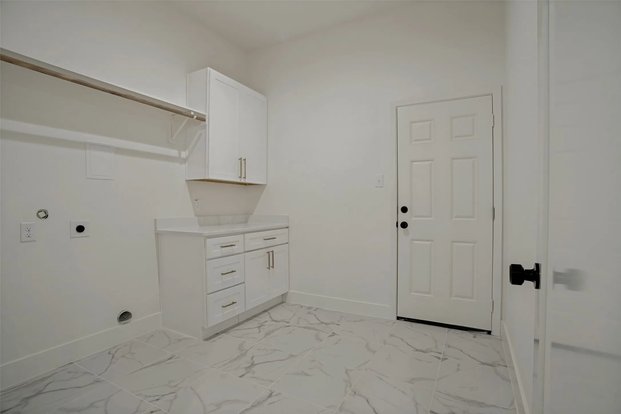 Single Family Residence For Sale in Fannin County , 2013 Bois D Arc Drive, Bonham, Texas 75418, 4 Bedroom, 3 Bathroom, 2 Garage spaces, 2,225 Sqft, built in 2026, mls#21332752, Real Estate Agent in Bonham, Homes For Sale in Fannin county, Homes For Sale in Bonham, Realtor in Bonham Texas, Real Estate Brokerage Independent Realty Texas, Luminita Cordes Realtor