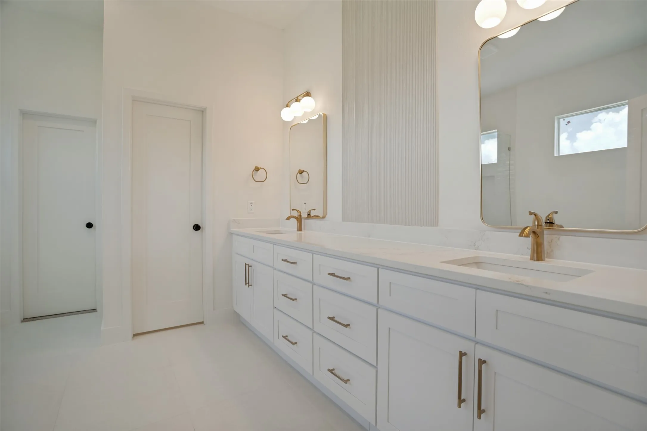 Single Family Residence For Sale in Fannin County , 2013 Bois D Arc Drive, Bonham, Texas 75418, 4 Bedroom, 3 Bathroom, 2 Garage spaces, 2,225 Sqft, built in 2026, mls#21332752, Real Estate Agent in Bonham, Homes For Sale in Fannin county, Homes For Sale in Bonham, Realtor in Bonham Texas, Real Estate Brokerage Independent Realty Texas, Luminita Cordes Realtor