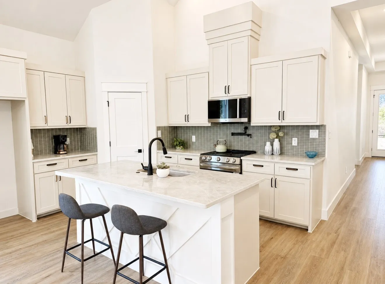 Single Family Residence For Sale in Tarrant County , 2904 Hiawatha Trail, Lake Worth, Texas 76135, 4 Bedroom, 3 Bathroom, 2 Garage spaces, 2,007 Sqft, built in 2026, mls#21333798, Real Estate Agent in Lake Worth, Homes For Sale in Tarrant county, Homes For Sale in Lake Worth, Realtor in Lake Worth Texas, Real Estate Brokerage Independent Realty Texas, Luminita Cordes Realtor