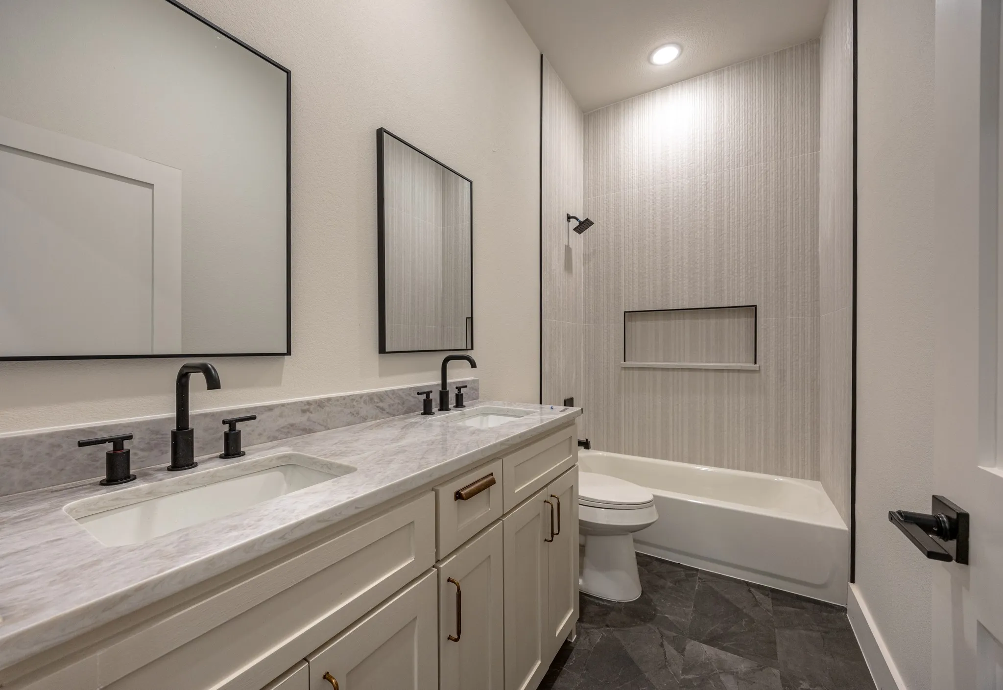 Single Family Residence For Sale in Tarrant County , 2904 Hiawatha Trail, Lake Worth, Texas 76135, 4 Bedroom, 3 Bathroom, 2 Garage spaces, 2,007 Sqft, built in 2026, mls#21333798, Real Estate Agent in Lake Worth, Homes For Sale in Tarrant county, Homes For Sale in Lake Worth, Realtor in Lake Worth Texas, Real Estate Brokerage Independent Realty Texas, Luminita Cordes Realtor