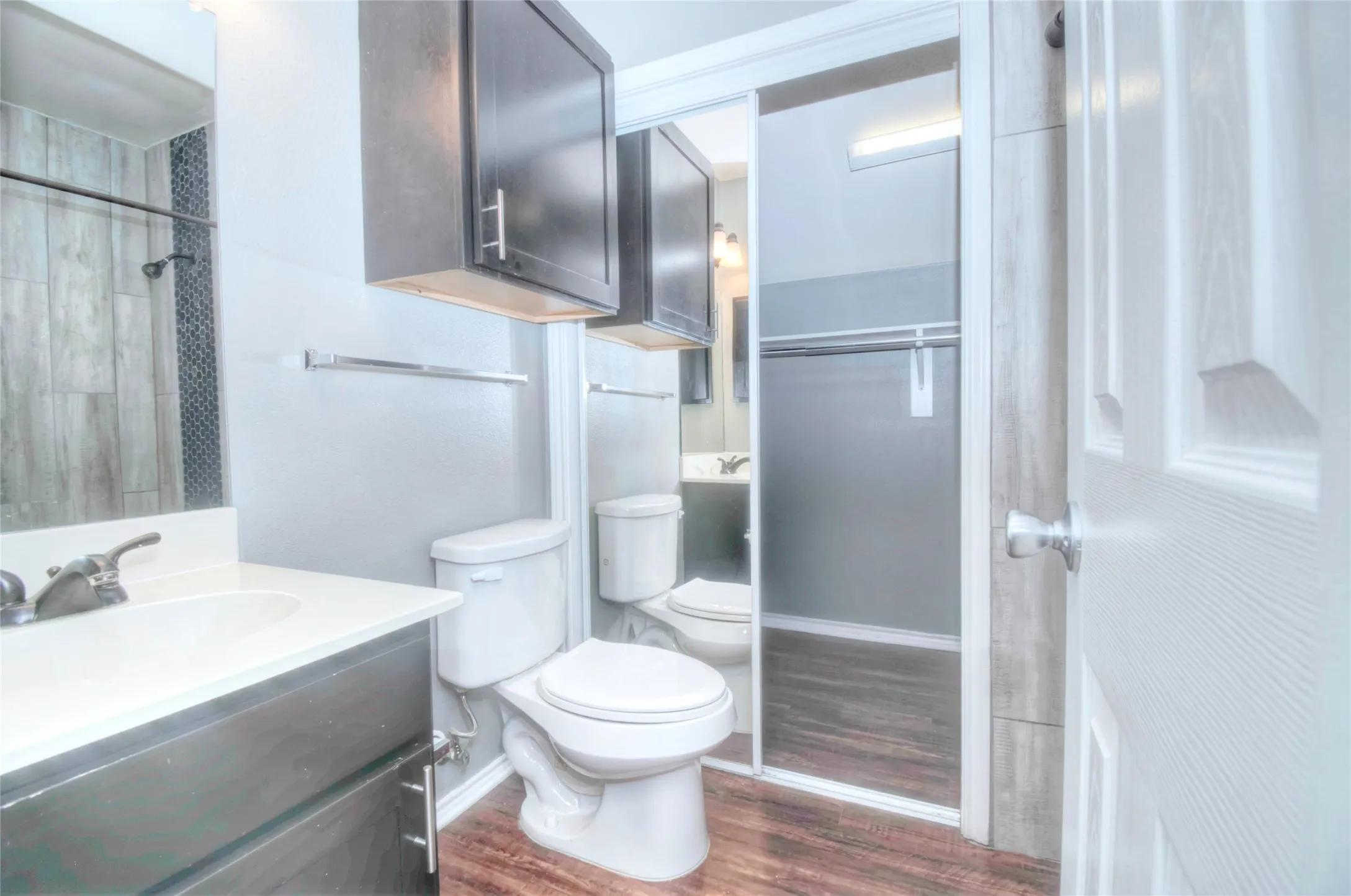 Condominium For Rent in Dallas County , 9831 Walnut Street 209, Dallas, Texas 75243, 2 Bedroom, 2 Bathroom, Garage spaces, 1,031 Sqft, built in 1983, mls#21334010, Real Estate Agent in Dallas, Homes For Rent in Dallas county, Homes For Rent in Dallas, Realtor in Dallas Texas, Real Estate Brokerage Independent Realty Texas, Luminita Cordes Realtor
