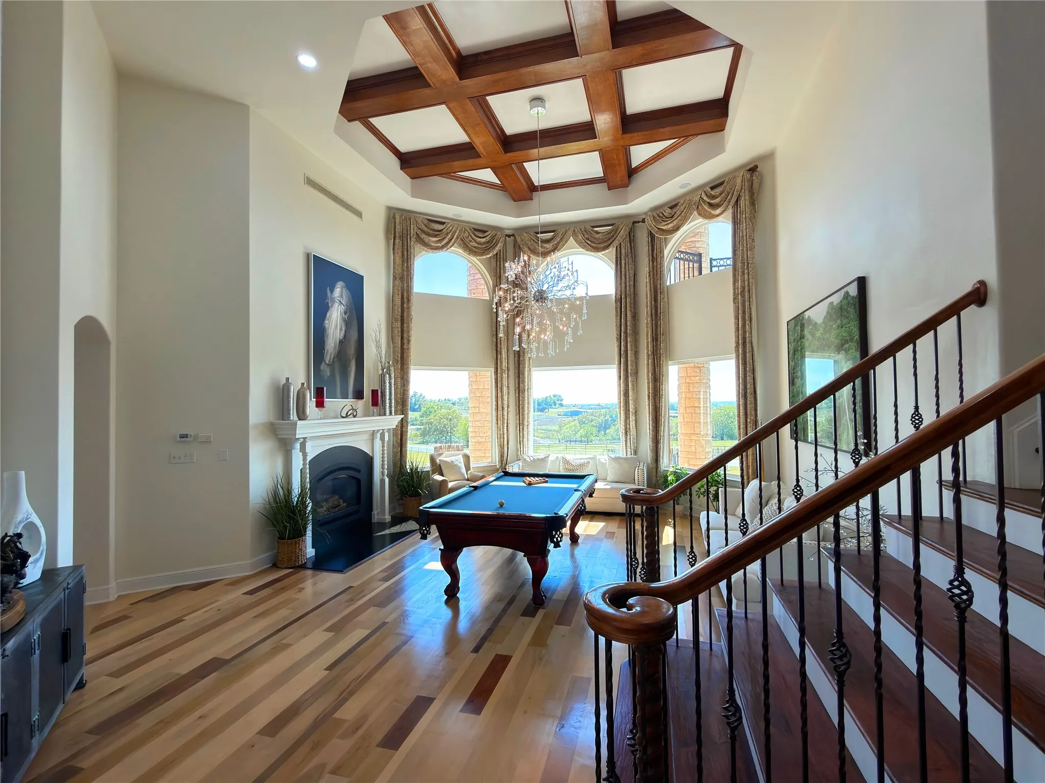 Single Family Residence For Sale in Parker County , 127 Eagle View Court, Weatherford, Texas 76087, 4 Bedroom, 4 Bathroom, 2 Garage spaces, 4,497 Sqft, built in 2004, mls#21334018, Real Estate Agent in Weatherford, Homes For Sale in Parker county, Homes For Sale in Weatherford, Realtor in Weatherford Texas, Real Estate Brokerage Independent Realty Texas, Luminita Cordes Realtor