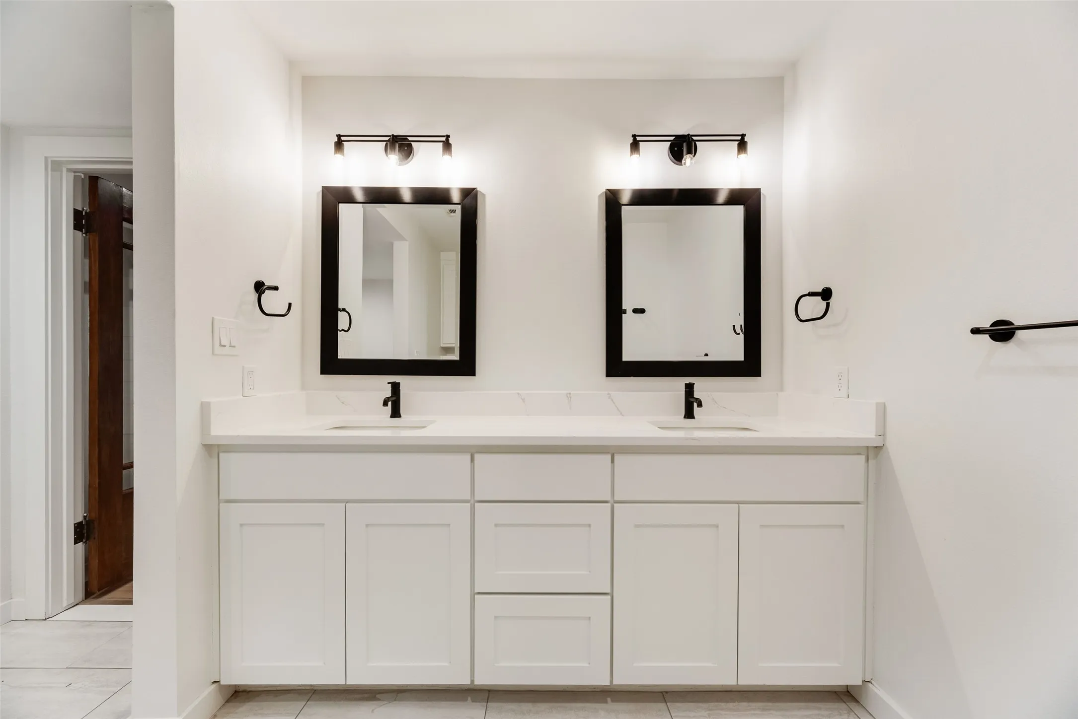 Primary Bathroom Dual sinks