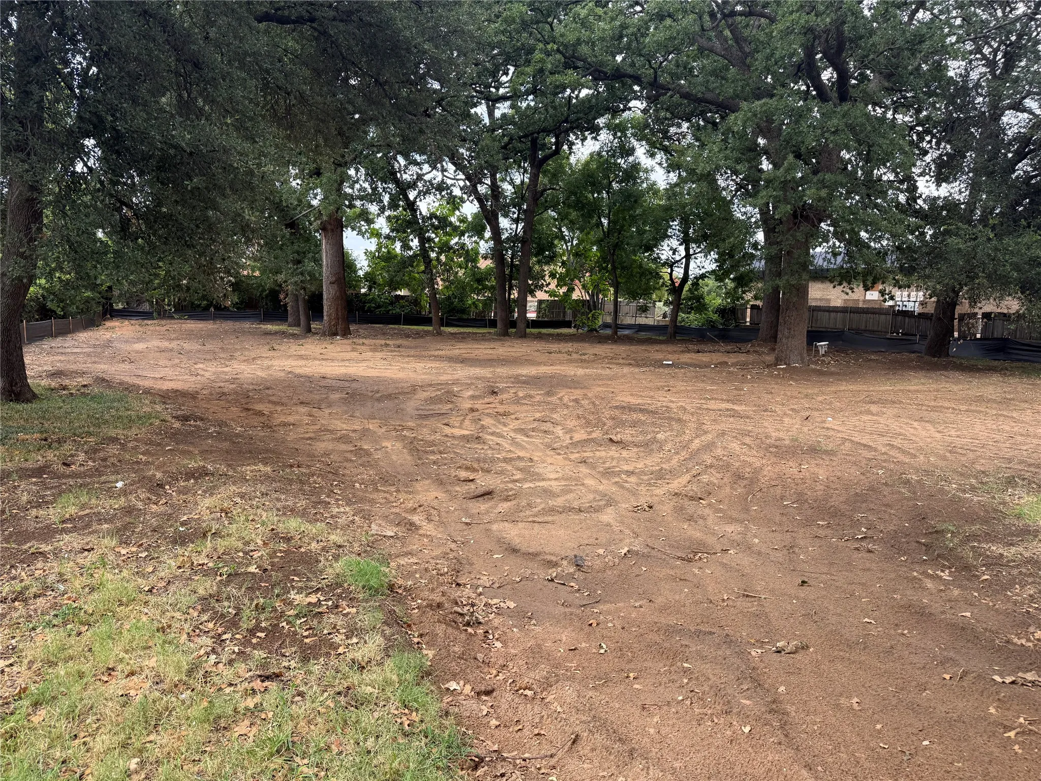 Improved Land For Sale in Tarrant County , 709 Lynda Lane, Arlington, Texas 76013, 0, 0, Garage spaces, 0 Sqft, built in 1957, mls#21334022, Real Estate Agent in Arlington, Homes For Sale in Tarrant county, Homes For Sale in Arlington, Realtor in Arlington Texas, Real Estate Brokerage Independent Realty Texas, Luminita Cordes Realtor