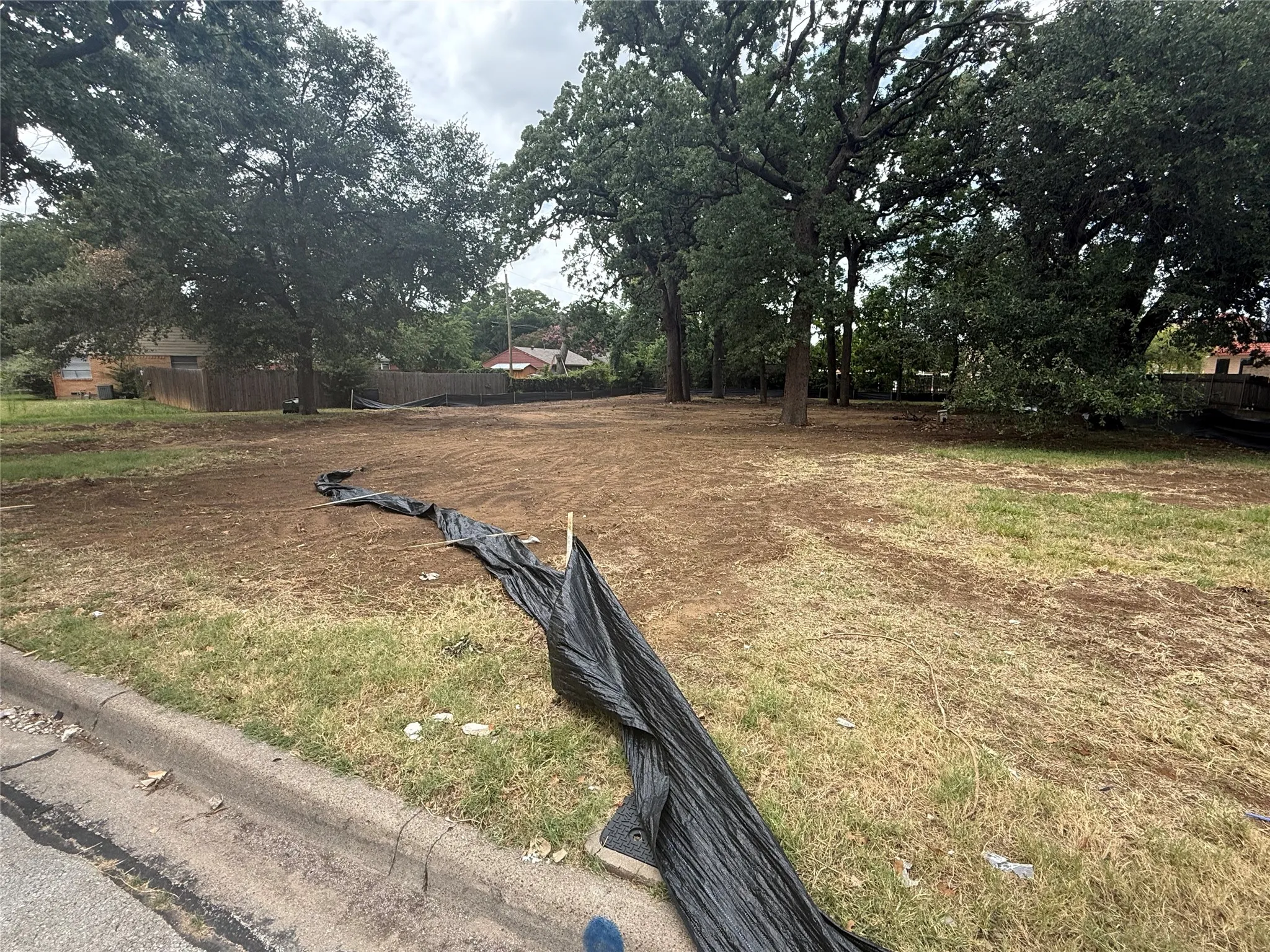 Improved Land For Sale in Tarrant County , 709 Lynda Lane, Arlington, Texas 76013, 0, 0, Garage spaces, 0 Sqft, built in 1957, mls#21334022, Real Estate Agent in Arlington, Homes For Sale in Tarrant county, Homes For Sale in Arlington, Realtor in Arlington Texas, Real Estate Brokerage Independent Realty Texas, Luminita Cordes Realtor