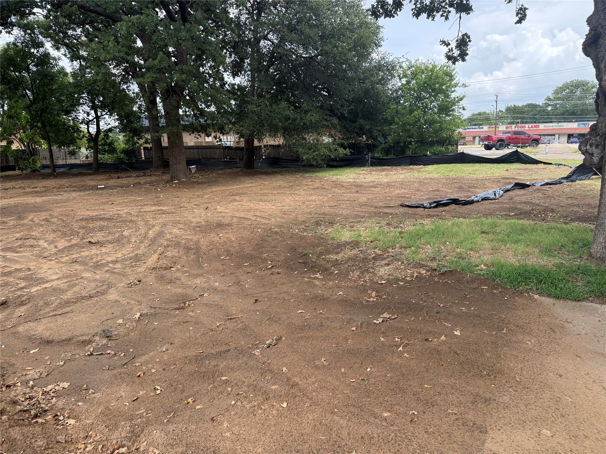 Improved Land For Sale in Tarrant County , 709 Lynda Lane, Arlington, Texas 76013, 0, 0, Garage spaces, 0 Sqft, built in 1957, mls#21334022, Real Estate Agent in Arlington, Homes For Sale in Tarrant county, Homes For Sale in Arlington, Realtor in Arlington Texas, Real Estate Brokerage Independent Realty Texas, Luminita Cordes Realtor