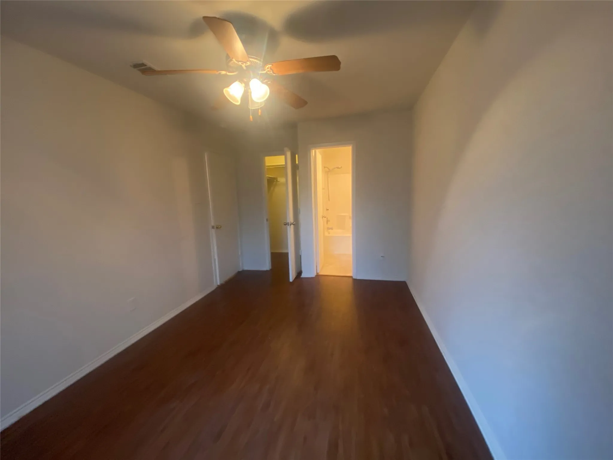 Duplex For Rent in Tarrant County , 2302 Coleman Avenue, Fort Worth, Texas 76105, 3 Bedroom, 2 Bathroom, 1 Garage spaces, 1,960 Sqft, built in 2007, mls#21334026, Real Estate Agent in Fort Worth, Homes For Rent in Tarrant county, Homes For Rent in Fort Worth, Realtor in Fort Worth Texas, Real Estate Brokerage Independent Realty Texas, Luminita Cordes Realtor