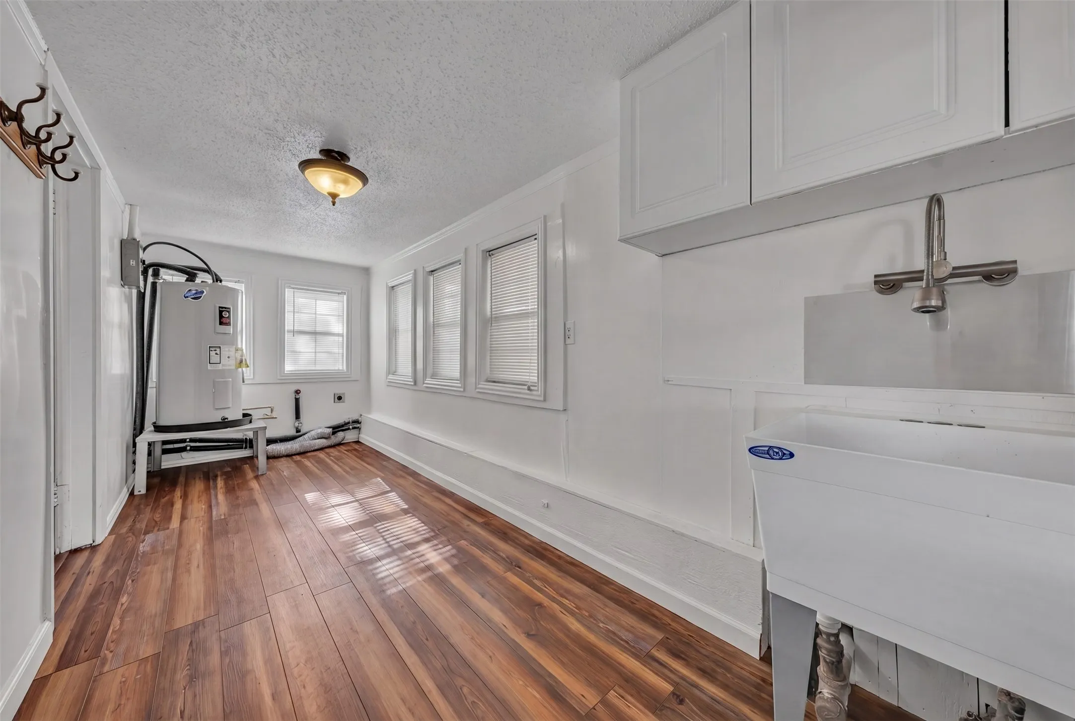 Single Family Residence For Sale in Parker County , TBD2-202 Powell, Weatherford, Texas 76088, 3 Bedroom, 2 Bathroom, 2 Garage spaces, 2,246 Sqft, built in 1930, mls#21334027, Real Estate Agent in Weatherford, Homes For Sale in Parker county, Homes For Sale in Weatherford, Realtor in Weatherford Texas, Real Estate Brokerage Independent Realty Texas, Luminita Cordes Realtor
