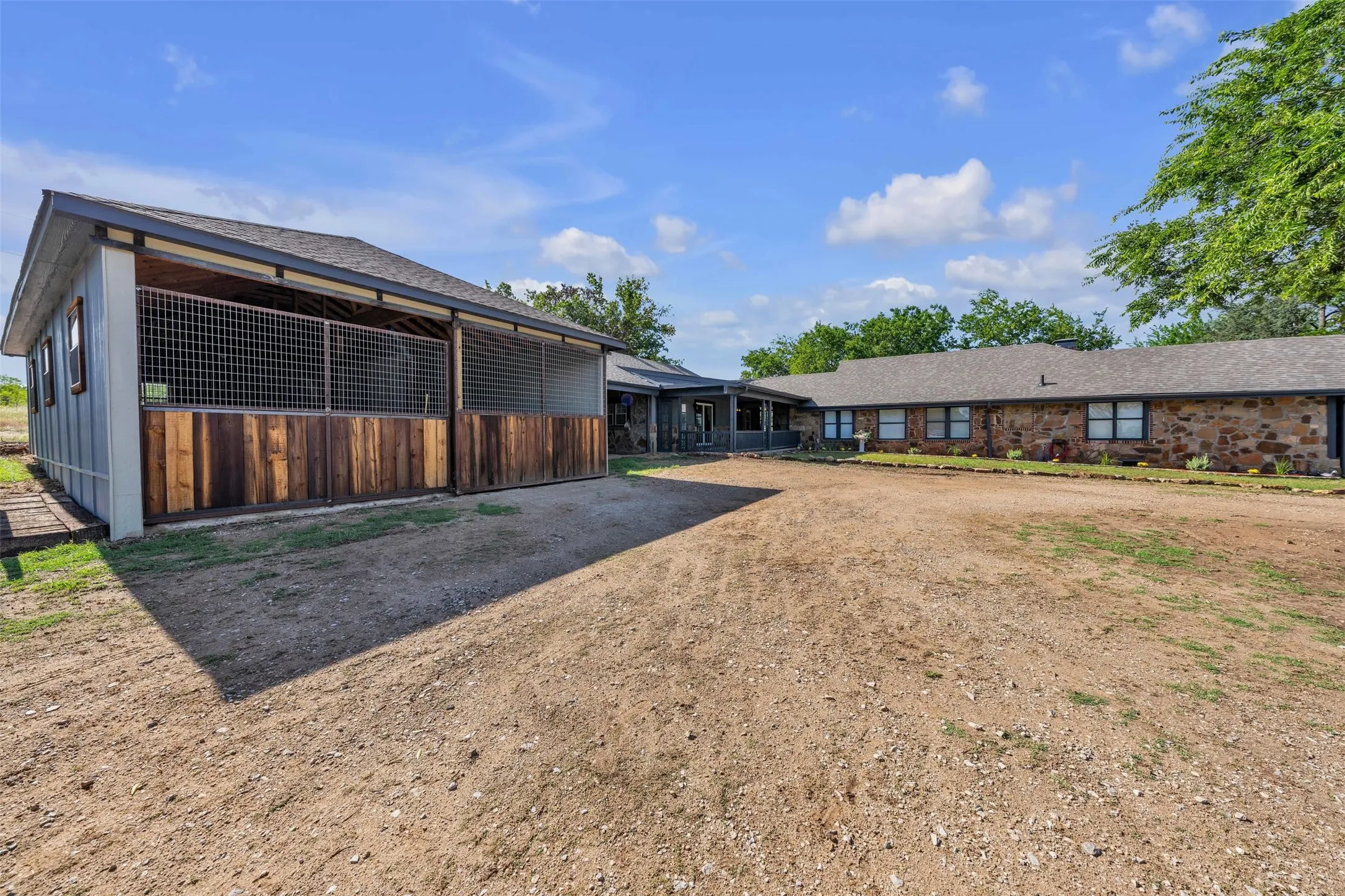 Single Family Residence For Sale in Parker County , TBD2-202 Powell, Weatherford, Texas 76088, 3 Bedroom, 2 Bathroom, 2 Garage spaces, 2,246 Sqft, built in 1930, mls#21334027, Real Estate Agent in Weatherford, Homes For Sale in Parker county, Homes For Sale in Weatherford, Realtor in Weatherford Texas, Real Estate Brokerage Independent Realty Texas, Luminita Cordes Realtor