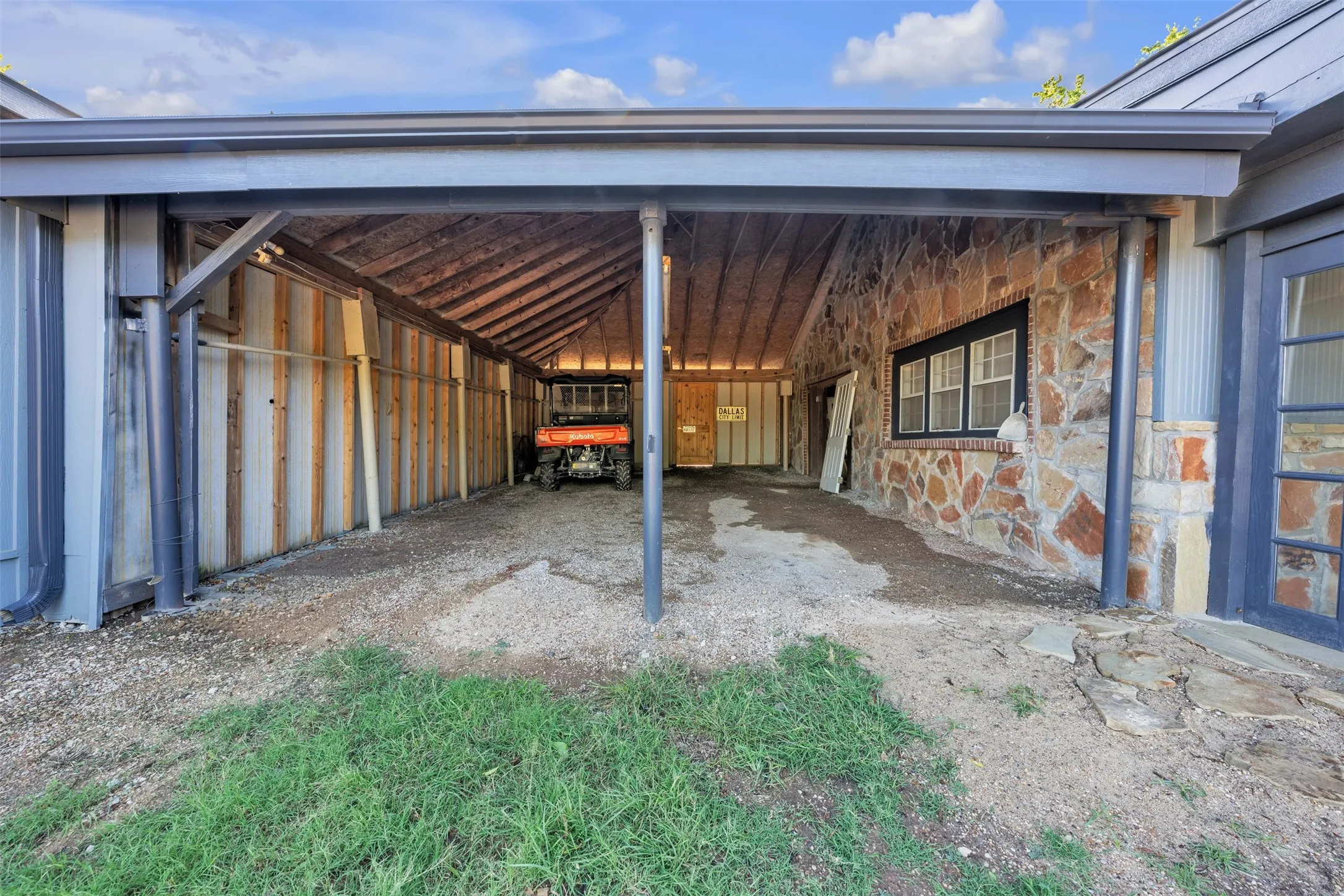 Single Family Residence For Sale in Parker County , TBD2-202 Powell, Weatherford, Texas 76088, 3 Bedroom, 2 Bathroom, 2 Garage spaces, 2,246 Sqft, built in 1930, mls#21334027, Real Estate Agent in Weatherford, Homes For Sale in Parker county, Homes For Sale in Weatherford, Realtor in Weatherford Texas, Real Estate Brokerage Independent Realty Texas, Luminita Cordes Realtor