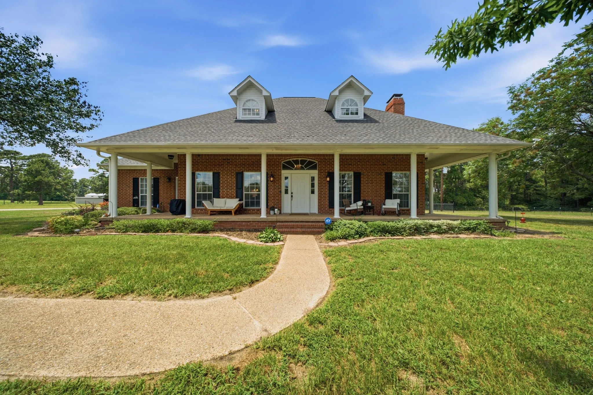 Single Family Residence For Sale in Upshur County , 1708 Fm 1002 S, Big Sandy, Texas 75755, 4 Bedroom, 3 Bathroom, 2 Garage spaces, 3,129 Sqft, built in 1994, Price $735,000, mls#21331693, Real Estate Agent in Big Sandy, Homes For Sale in Upshur county, Homes For Sale in Big Sandy, Realtor in Big Sandy Texas, Real Estate Brokerage Independent Realty Texas, Luminita Cordes Realtor