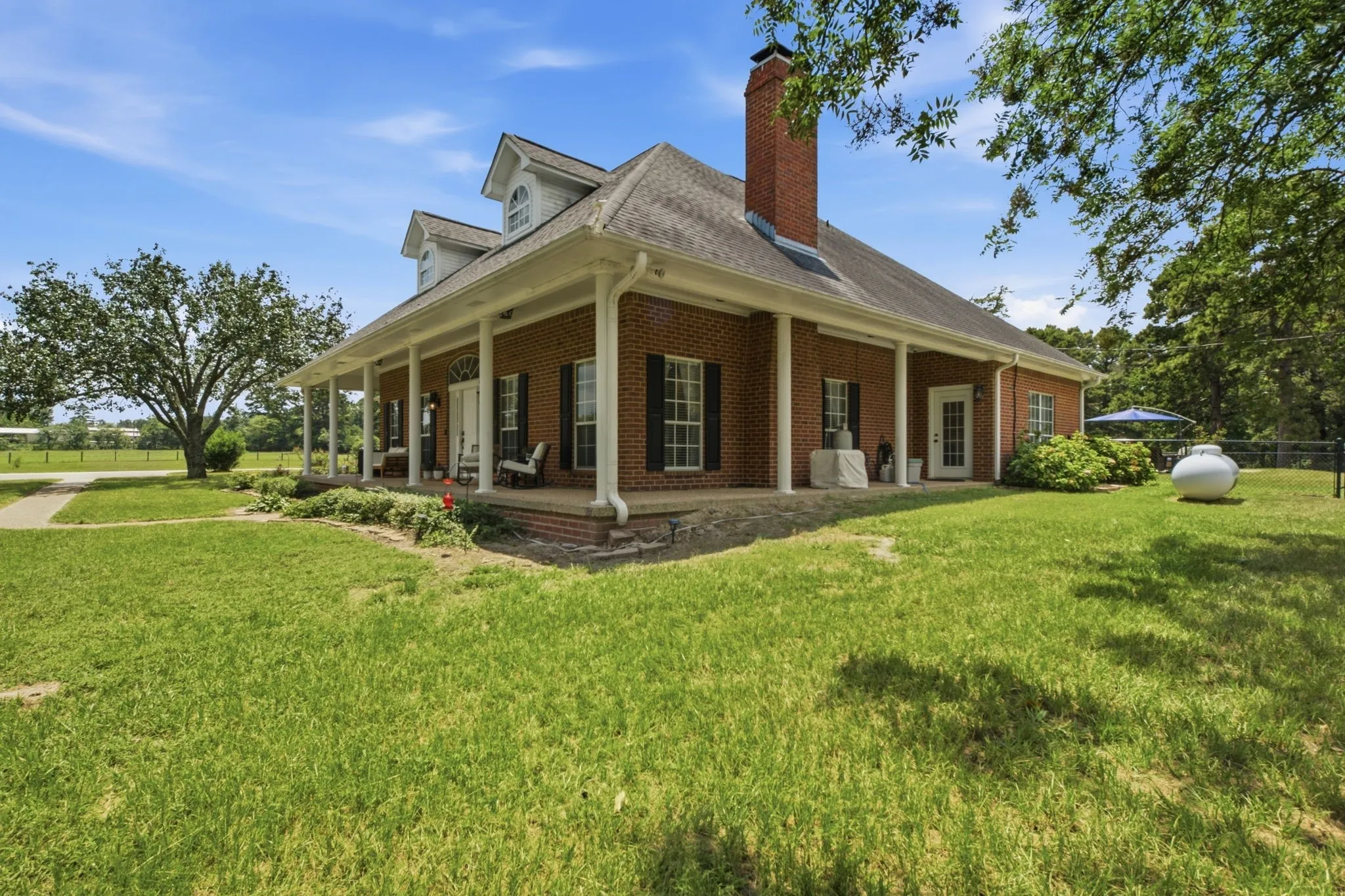 Single Family Residence For Sale in Upshur County , 1708 Fm 1002 S, Big Sandy, Texas 75755, 4 Bedroom, 3 Bathroom, 2 Garage spaces, 3,129 Sqft, built in 1994, Price $735,000, mls#21331693, Real Estate Agent in Big Sandy, Homes For Sale in Upshur county, Homes For Sale in Big Sandy, Realtor in Big Sandy Texas, Real Estate Brokerage Independent Realty Texas, Luminita Cordes Realtor