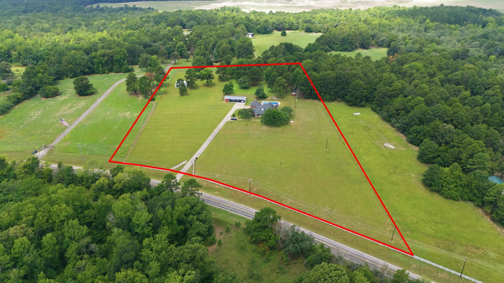 Single Family Residence For Sale in Upshur County , 1708 Fm 1002 S, Big Sandy, Texas 75755, 4 Bedroom, 3 Bathroom, 2 Garage spaces, 3,129 Sqft, built in 1994, Price $735,000, mls#21331693, Real Estate Agent in Big Sandy, Homes For Sale in Upshur county, Homes For Sale in Big Sandy, Realtor in Big Sandy Texas, Real Estate Brokerage Independent Realty Texas, Luminita Cordes Realtor