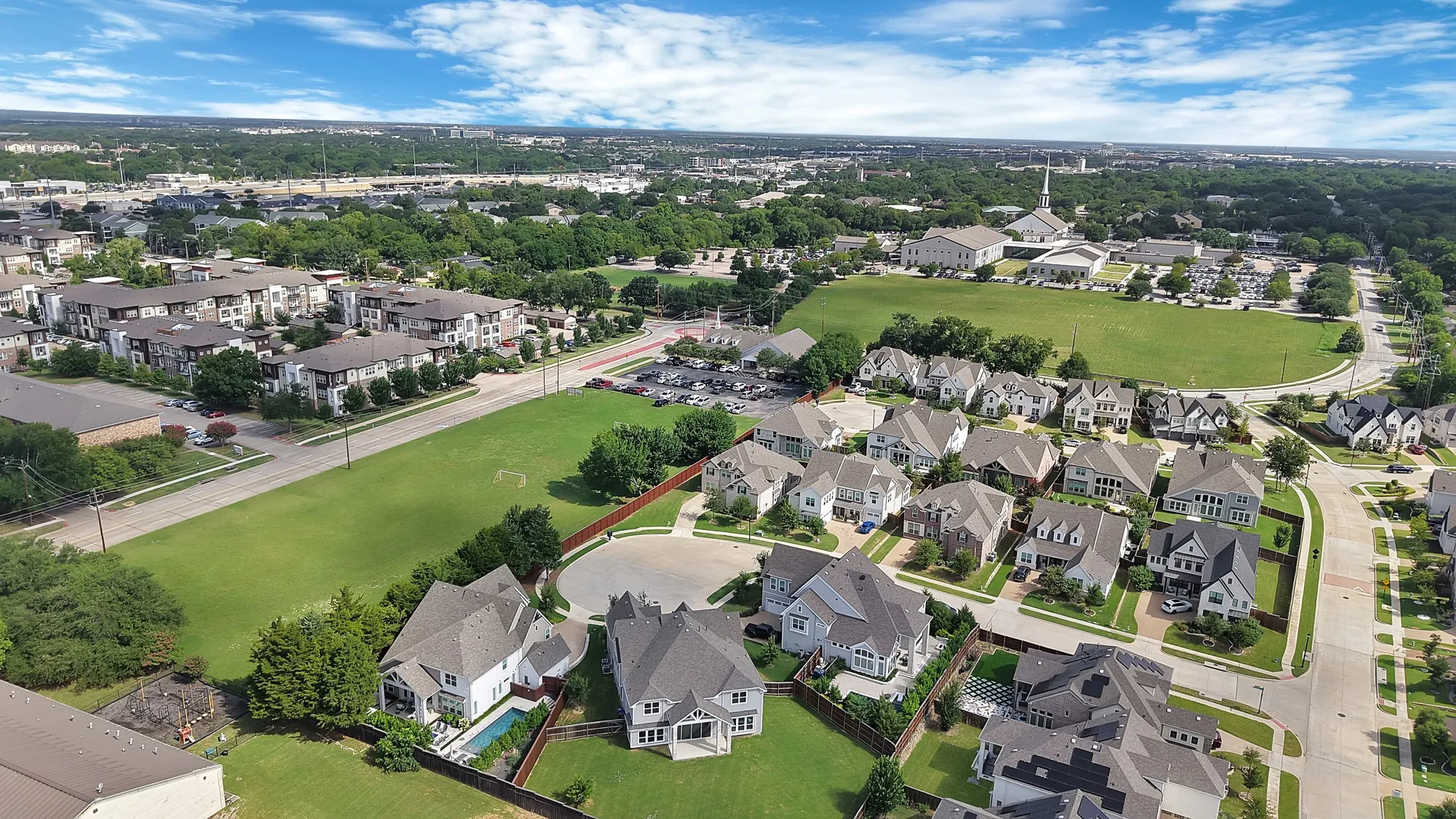 Single Family Residence For Rent in Collin County , 1616 Colonnade Court, Mc Kinney, Texas 75069, 5 Bedrooms, 4 Bathrooms, 2 Garage spaces, 4,279 Sqft, built in 2022, Price $4,500, mls#21333271, Real Estate Agent in Mc Kinney, Homes For Rent in Collin county, Homes For Rent in Mc Kinney, Realtor in Mc Kinney Texas, Real Estate Brokerage Independent Realty Texas, Luminita Cordes Realtor