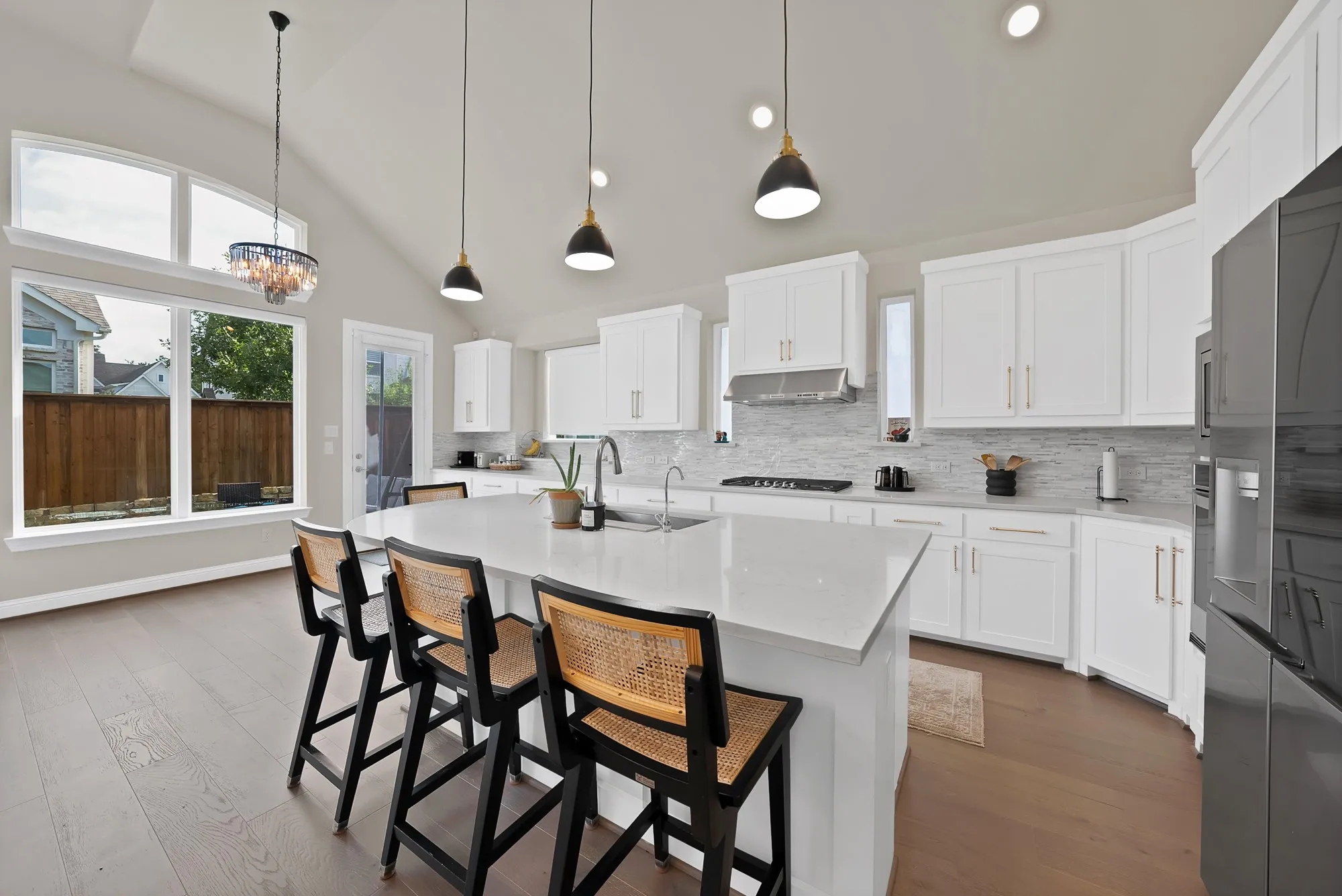 Single Family Residence For Rent in Collin County , 1616 Colonnade Court, Mc Kinney, Texas 75069, 5 Bedrooms, 4 Bathrooms, 2 Garage spaces, 4,279 Sqft, built in 2022, Price $4,500, mls#21333271, Real Estate Agent in Mc Kinney, Homes For Rent in Collin county, Homes For Rent in Mc Kinney, Realtor in Mc Kinney Texas, Real Estate Brokerage Independent Realty Texas, Luminita Cordes Realtor