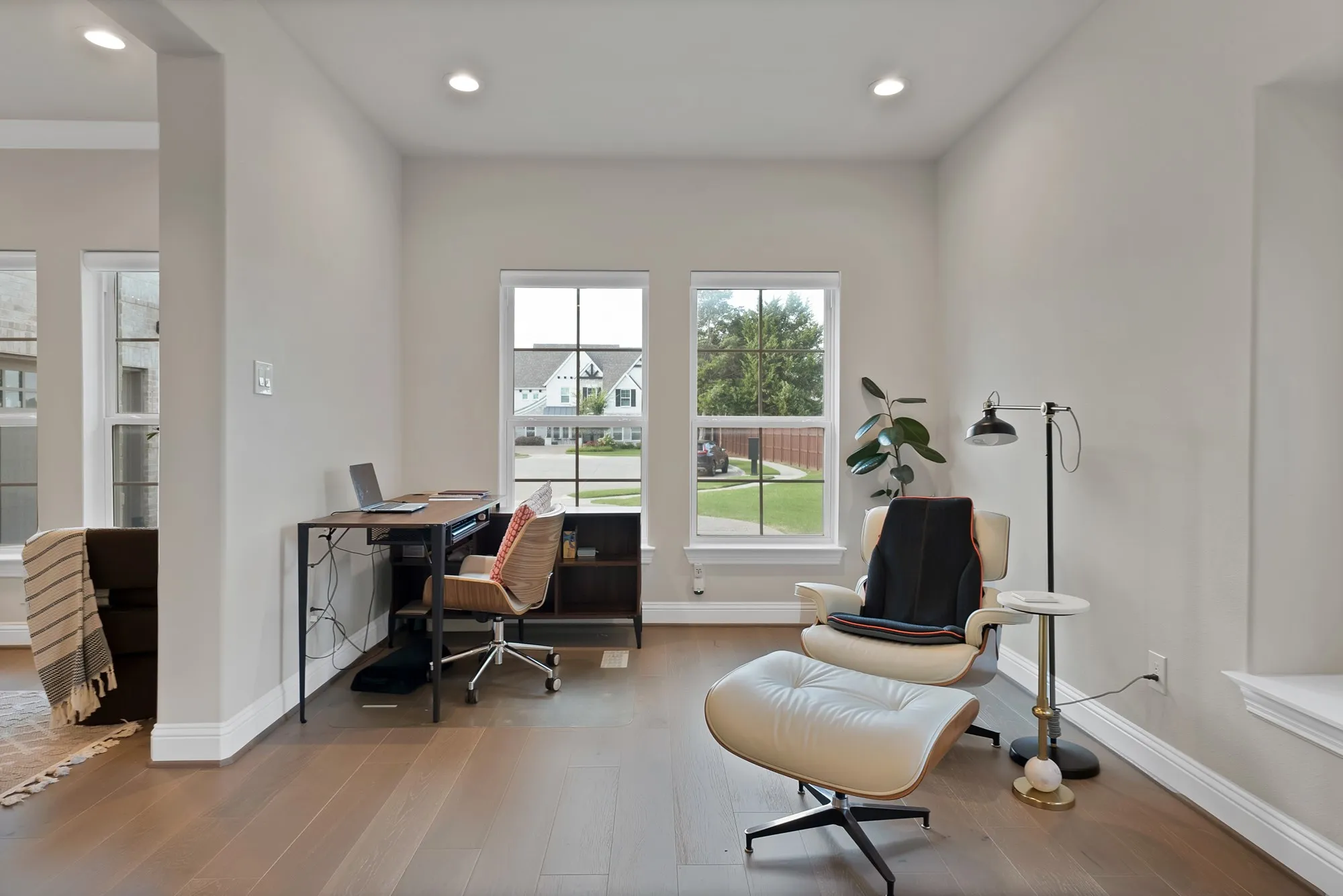 Single Family Residence For Rent in Collin County , 1616 Colonnade Court, Mc Kinney, Texas 75069, 5 Bedrooms, 4 Bathrooms, 2 Garage spaces, 4,279 Sqft, built in 2022, Price $4,500, mls#21333271, Real Estate Agent in Mc Kinney, Homes For Rent in Collin county, Homes For Rent in Mc Kinney, Realtor in Mc Kinney Texas, Real Estate Brokerage Independent Realty Texas, Luminita Cordes Realtor