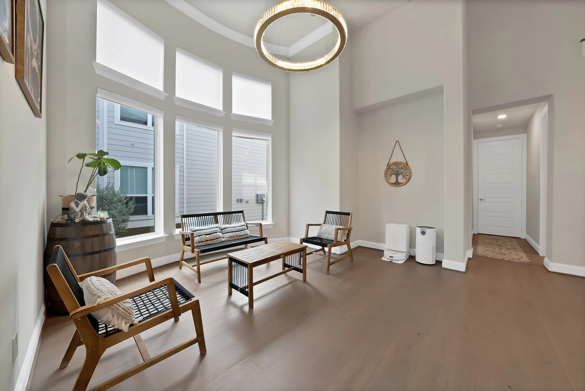 Single Family Residence For Rent in Collin County , 1616 Colonnade Court, Mc Kinney, Texas 75069, 5 Bedrooms, 4 Bathrooms, 2 Garage spaces, 4,279 Sqft, built in 2022, Price $4,500, mls#21333271, Real Estate Agent in Mc Kinney, Homes For Rent in Collin county, Homes For Rent in Mc Kinney, Realtor in Mc Kinney Texas, Real Estate Brokerage Independent Realty Texas, Luminita Cordes Realtor
