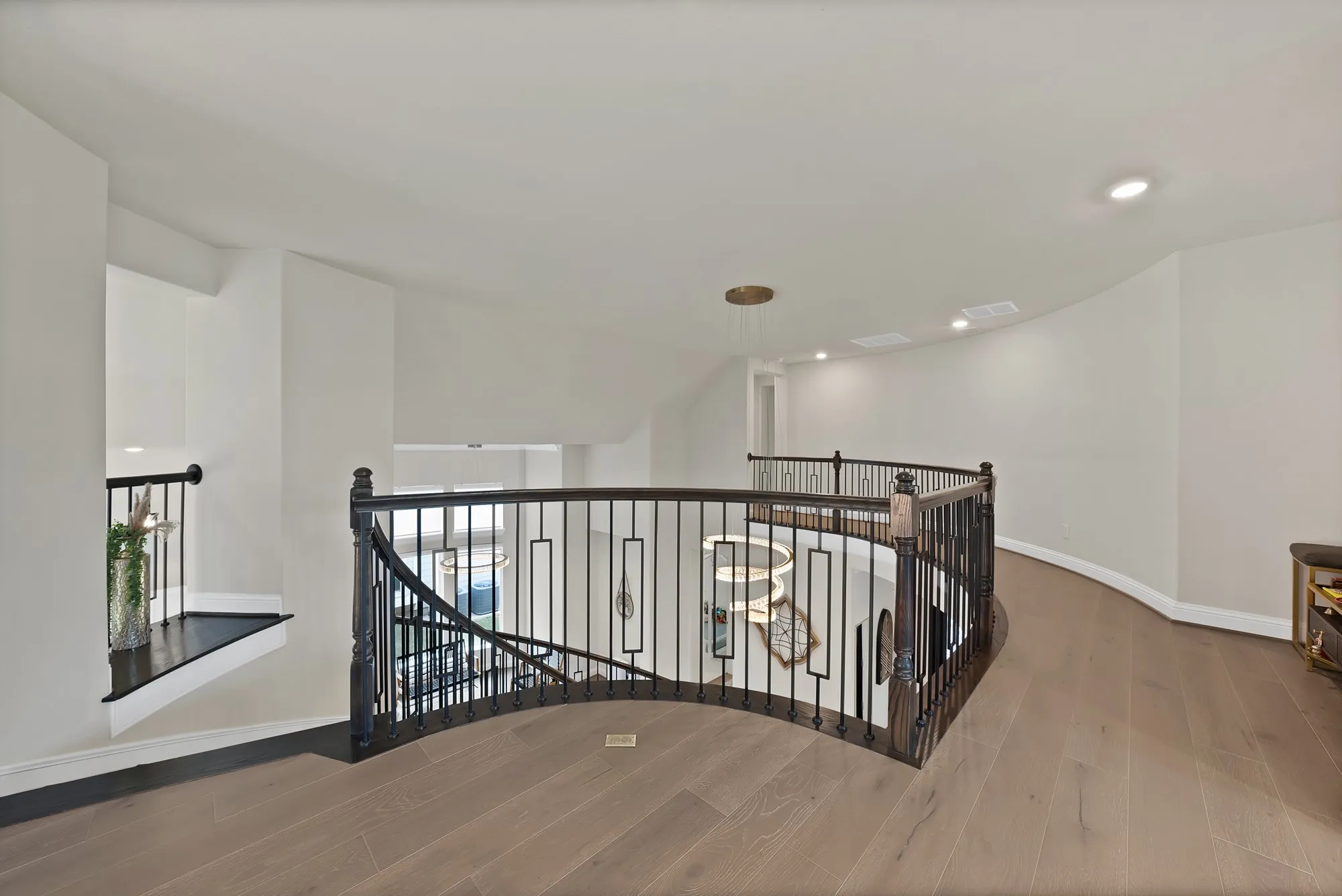 Single Family Residence For Rent in Collin County , 1616 Colonnade Court, Mc Kinney, Texas 75069, 5 Bedrooms, 4 Bathrooms, 2 Garage spaces, 4,279 Sqft, built in 2022, Price $4,500, mls#21333271, Real Estate Agent in Mc Kinney, Homes For Rent in Collin county, Homes For Rent in Mc Kinney, Realtor in Mc Kinney Texas, Real Estate Brokerage Independent Realty Texas, Luminita Cordes Realtor