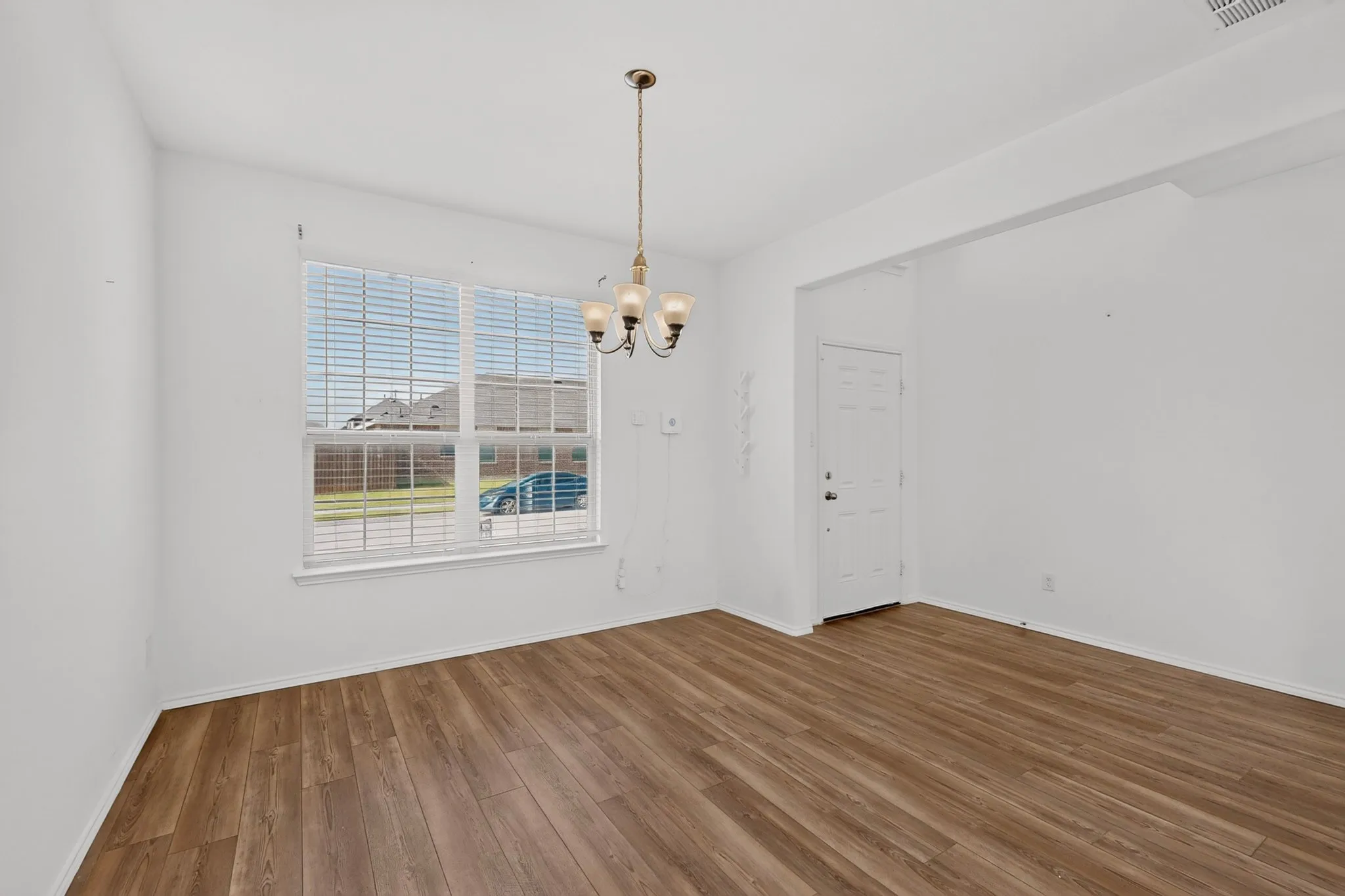 Single Family Residence For Rent in Denton County , 2285 Obsidian Drive, Little Elm, Texas 76227, 4 Bedroom, 3 Bathroom, 2 Garage spaces, 2,184 Sqft, built in 2021, Price $2,350, mls#21332751, Real Estate Agent in Little Elm, Homes For Rent in Denton county, Homes For Rent in Little Elm, Realtor in Little Elm Texas, Real Estate Brokerage Independent Realty Texas, Luminita Cordes Realtor
