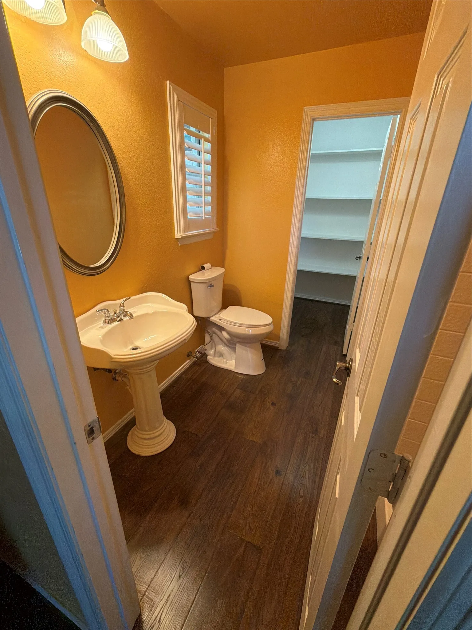Bathroom attached to the flex space, shower to the right
