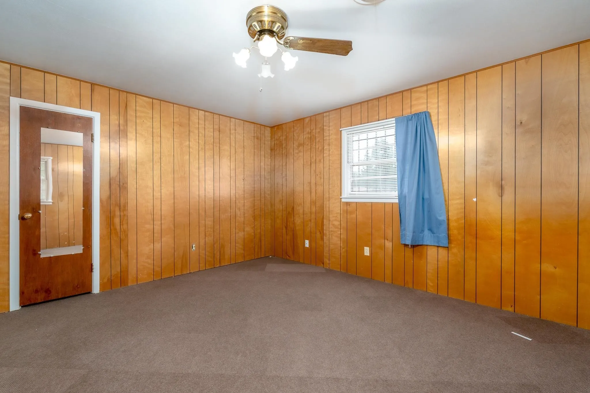 Single Family Residence For Sale in Taylor County , 780 Rosewood Drive, Abilene, Texas 79603, 3 Bedroom, 2 Bathroom, 2 Garage spaces, 2,025 Sqft, built in 1959, mls#21333905, Real Estate Agent in Abilene, Homes For Sale in Taylor county, Homes For Sale in Abilene, Realtor in Abilene Texas, Real Estate Brokerage Independent Realty Texas, Luminita Cordes Realtor