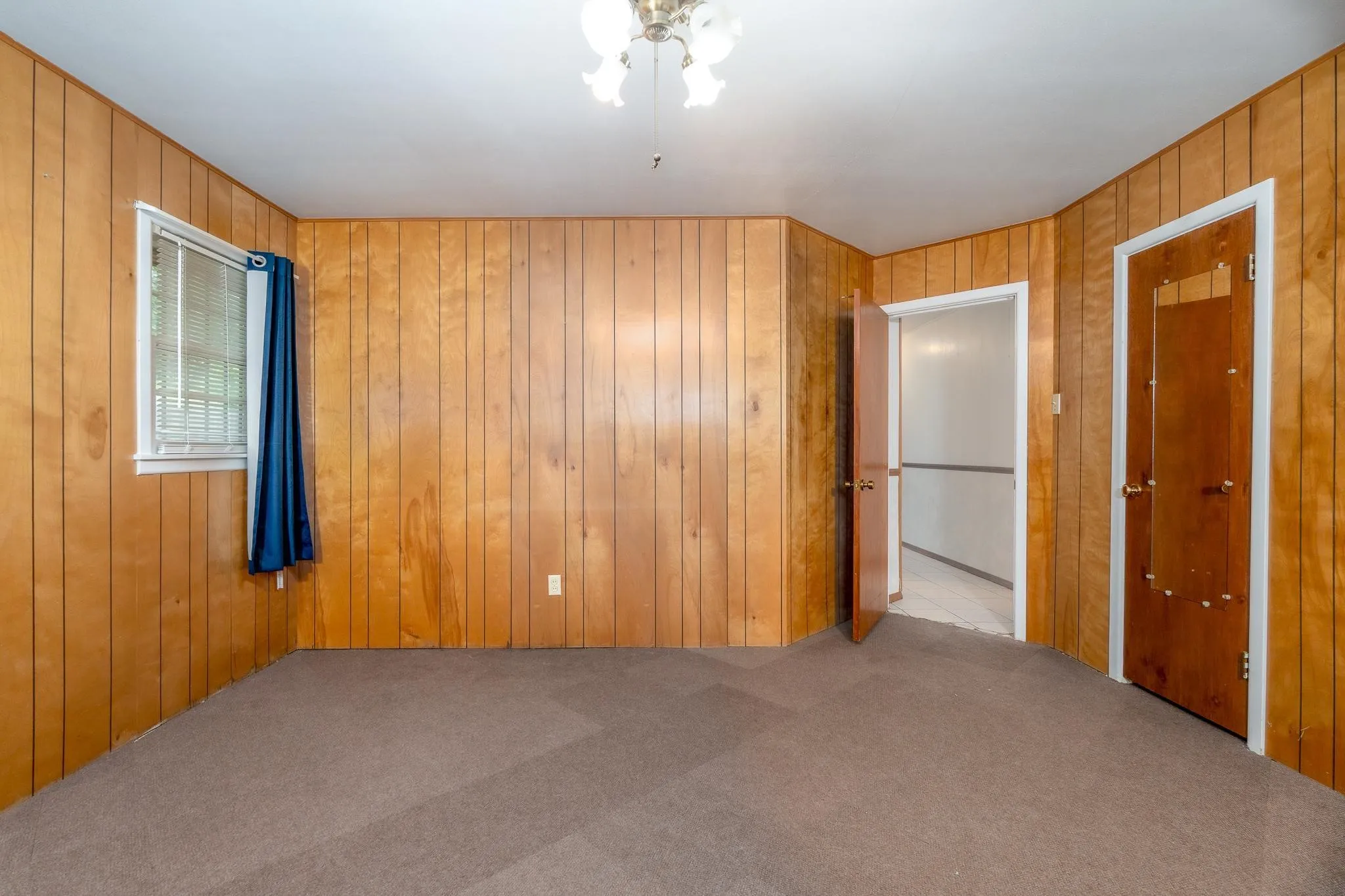 Single Family Residence For Sale in Taylor County , 780 Rosewood Drive, Abilene, Texas 79603, 3 Bedroom, 2 Bathroom, 2 Garage spaces, 2,025 Sqft, built in 1959, mls#21333905, Real Estate Agent in Abilene, Homes For Sale in Taylor county, Homes For Sale in Abilene, Realtor in Abilene Texas, Real Estate Brokerage Independent Realty Texas, Luminita Cordes Realtor