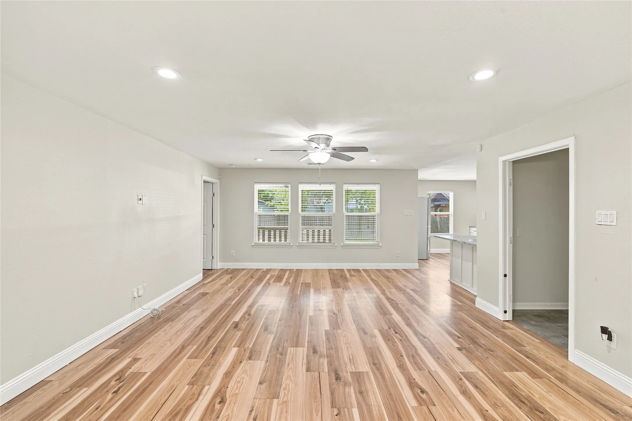 Single Family Residence For Sale in Dallas County , 10547 Cayuga Drive, Dallas, Texas 75228, 4 Bedroom, 2 Bathroom, 1 Garage spaces, 1,894 Sqft, built in 1951, mls#21332569, Real Estate Agent in Dallas, Homes For Sale in Dallas county, Homes For Sale in Dallas, Realtor in Dallas Texas, Real Estate Brokerage Independent Realty Texas, Luminita Cordes Realtor
