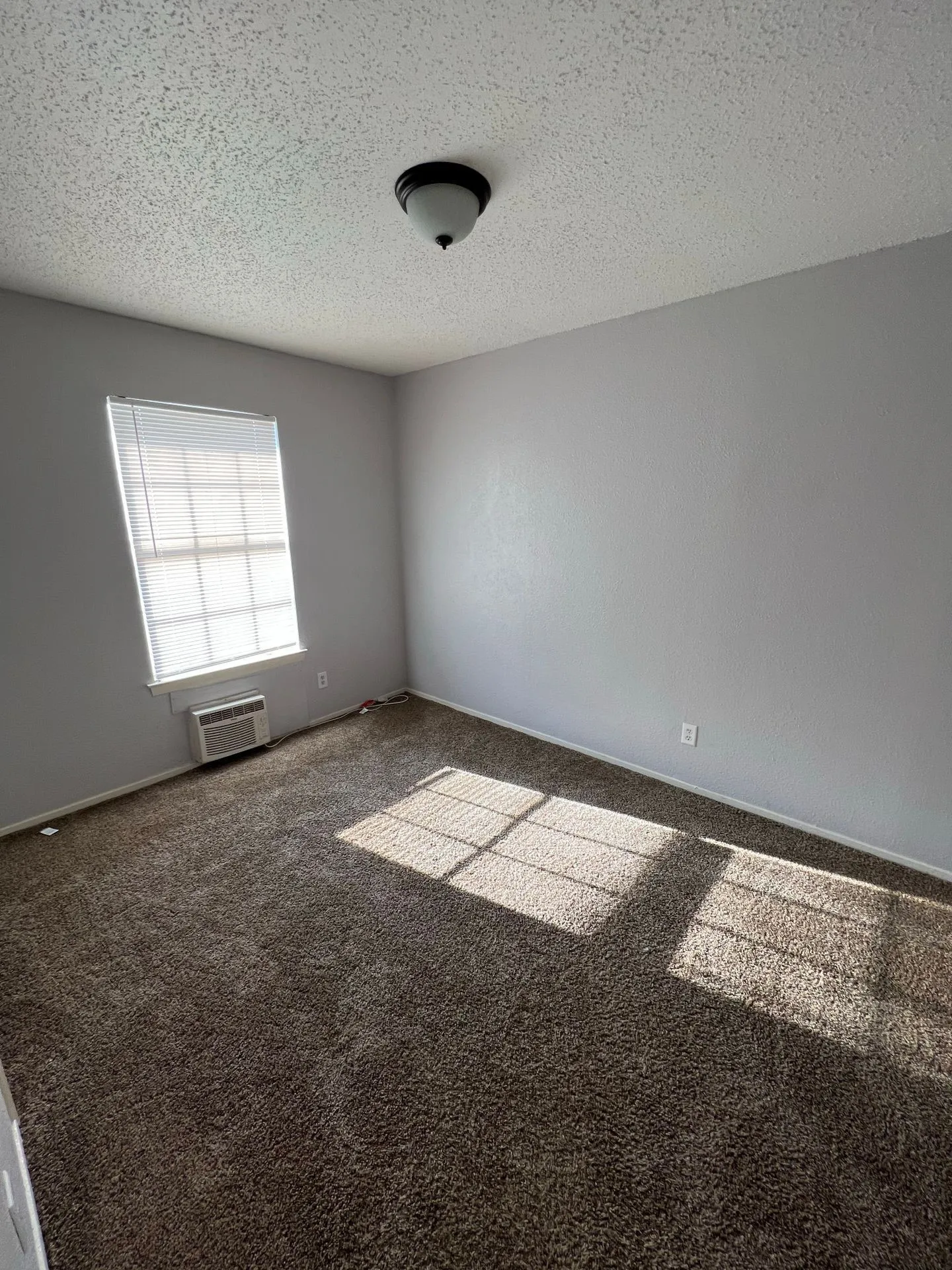 Apartment For Rent in Taylor County , 2410 N Willis Street 167, Abilene, Texas 79603, 2 Bedrooms, 1 Bathroom, Garage spaces, 864 Sqft, built in 1973, Price $1,200, mls#21334064, Real Estate Agent in Abilene, Homes For Rent in Taylor county, Homes For Rent in Abilene, Realtor in Abilene Texas, Real Estate Brokerage Independent Realty Texas, Luminita Cordes Realtor