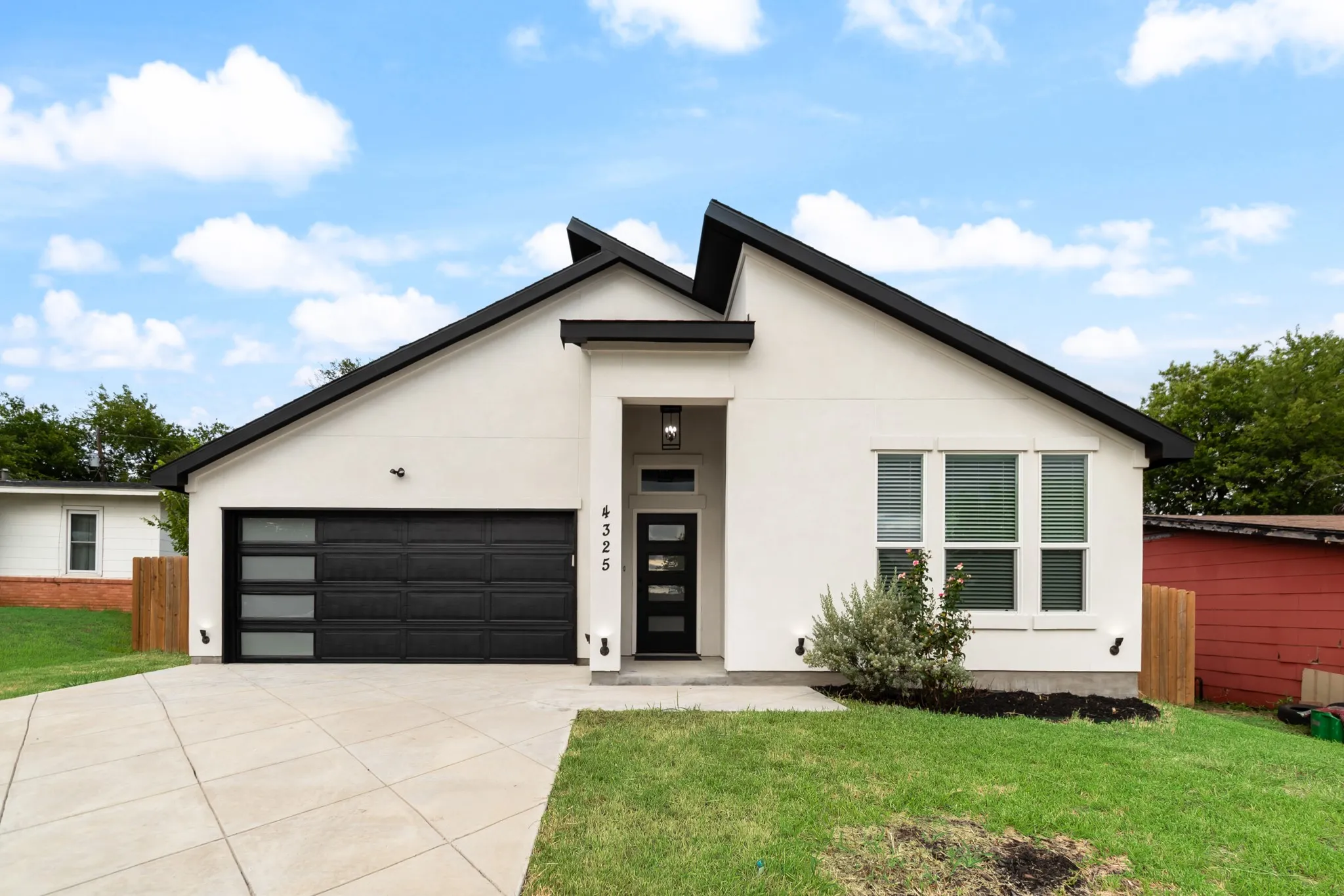 Single Family Residence For Sale in Tarrant County , 4325 Carmel Avenue, Fort Worth, Texas 76119, 3 Bedroom, 2 Bathroom, 2 Garage spaces, 1,606 Sqft, built in 2024, mls#21333869, Real Estate Agent in Fort Worth, Homes For Sale in Tarrant county, Homes For Sale in Fort Worth, Realtor in Fort Worth Texas, Real Estate Brokerage Independent Realty Texas, Luminita Cordes Realtor