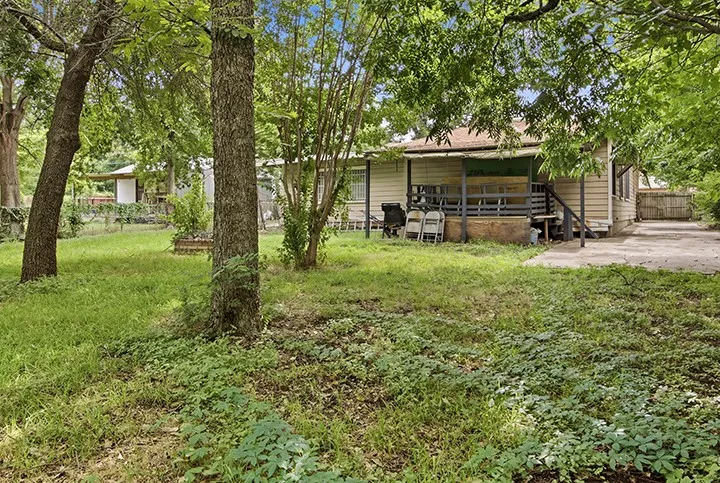Single Family Residence For Sale in Dallas County , 6632 Emhouse Street, Dallas, Texas 75232, 4 Bedroom, 2 Bathroom, Garage spaces, 1,783 Sqft, built in 1949, mls#21332078, Real Estate Agent in Dallas, Homes For Sale in Dallas county, Homes For Sale in Dallas, Realtor in Dallas Texas, Real Estate Brokerage Independent Realty Texas, Luminita Cordes Realtor