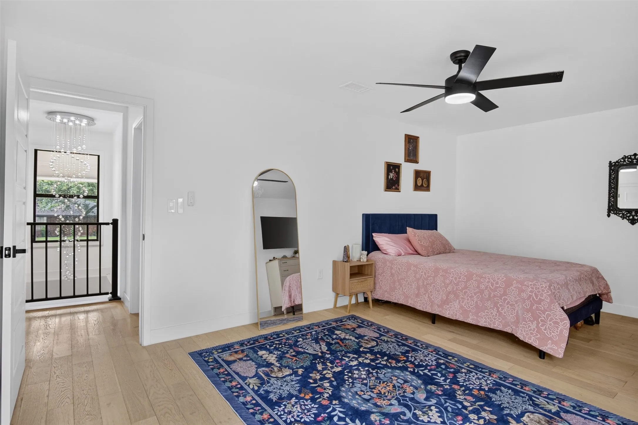 Large 2nd bedroom up.