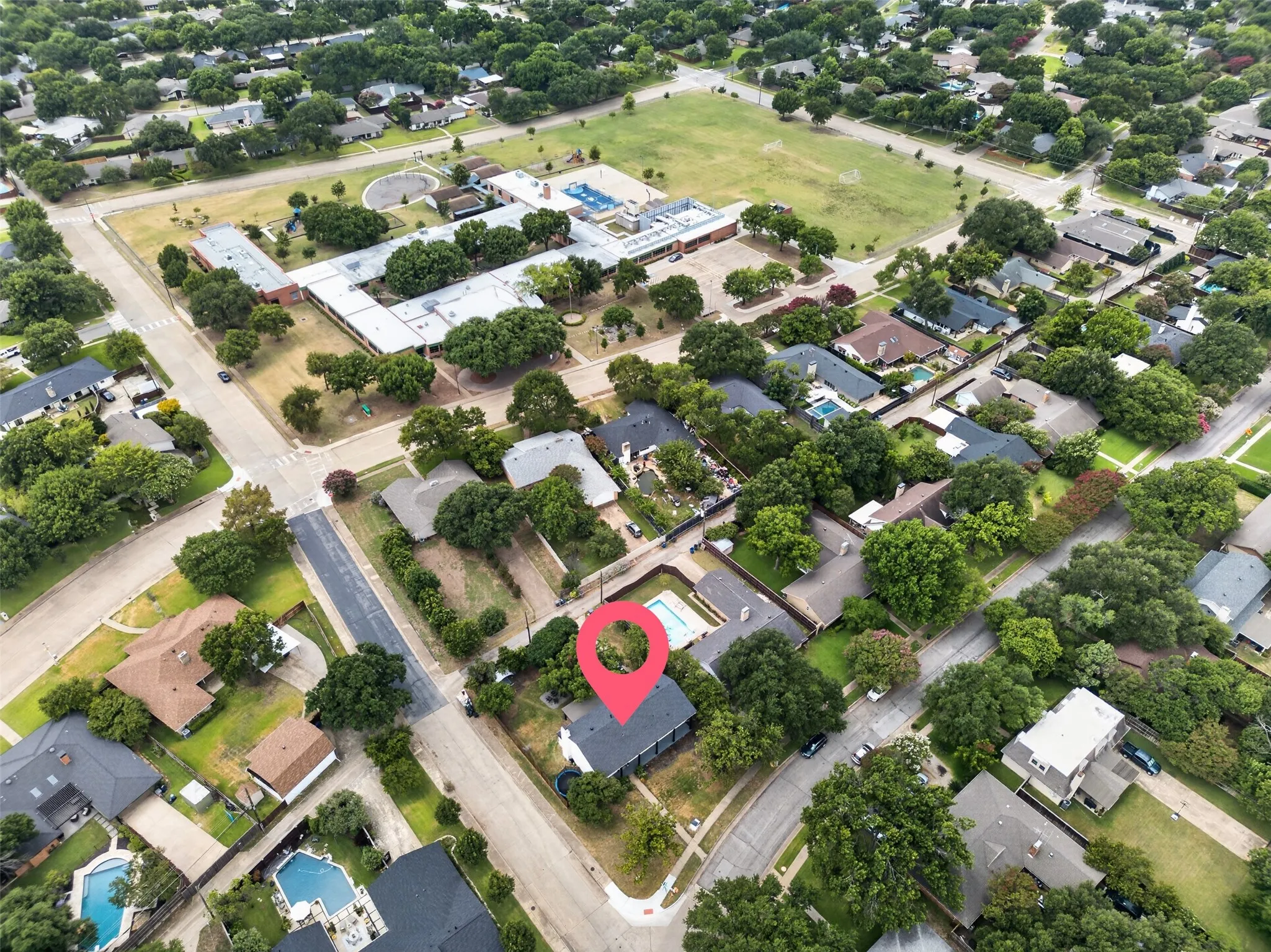 Walking distance to highly regarded elementary school.
