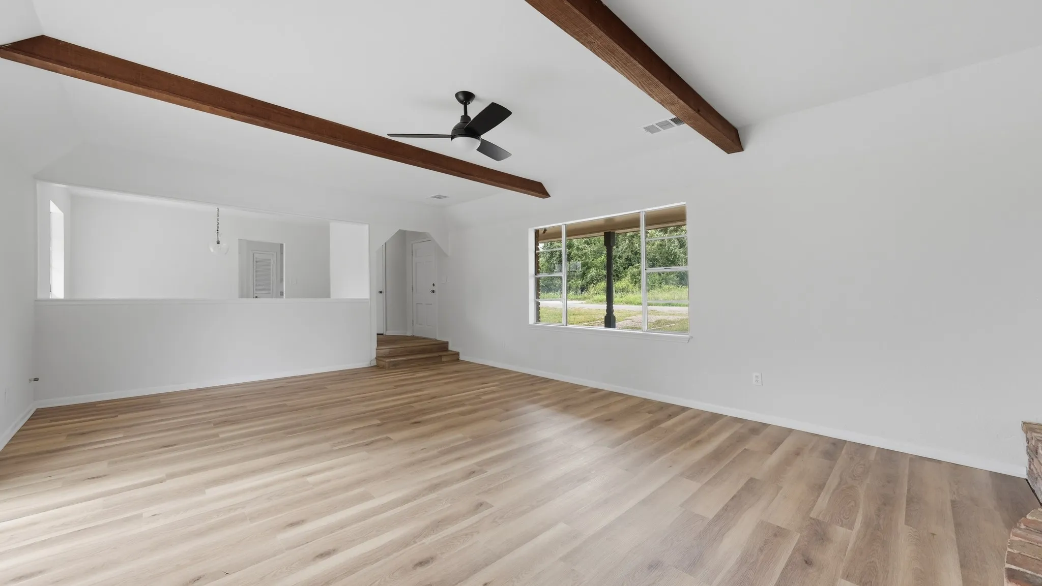 Single Family Residence For Sale in Parker County , 1102 Chilton Street, Weatherford, Texas 76086, 3 Bedroom, 2 Bathroom, Garage spaces, 2,244 Sqft, built in 0, mls#21327193, Real Estate Agent in Weatherford, Homes For Sale in Parker county, Homes For Sale in Weatherford, Realtor in Weatherford Texas, Real Estate Brokerage Independent Realty Texas, Luminita Cordes Realtor