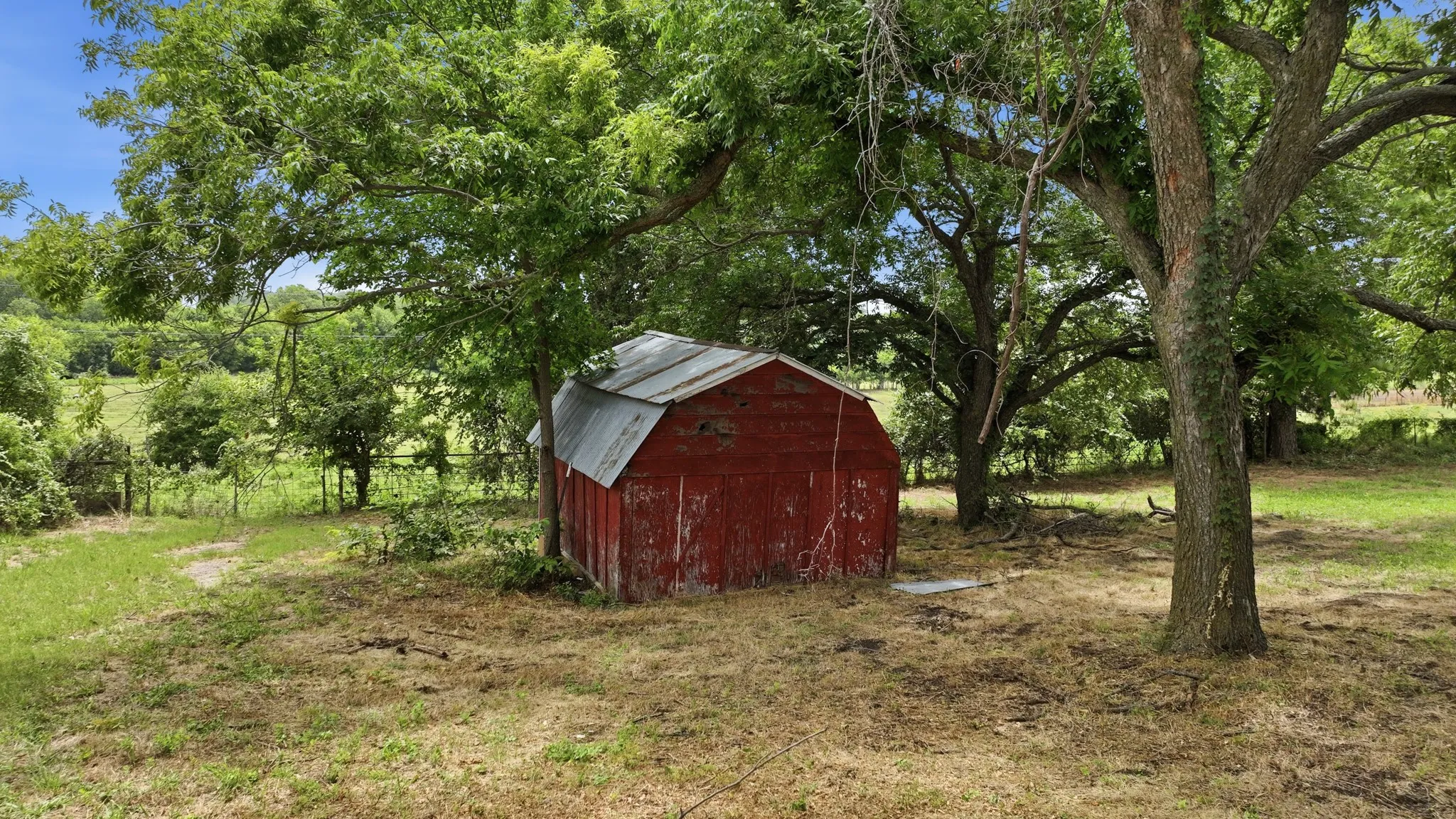 Single Family Residence For Sale in Parker County , 1102 Chilton Street, Weatherford, Texas 76086, 3 Bedroom, 2 Bathroom, Garage spaces, 2,244 Sqft, built in 0, mls#21327193, Real Estate Agent in Weatherford, Homes For Sale in Parker county, Homes For Sale in Weatherford, Realtor in Weatherford Texas, Real Estate Brokerage Independent Realty Texas, Luminita Cordes Realtor