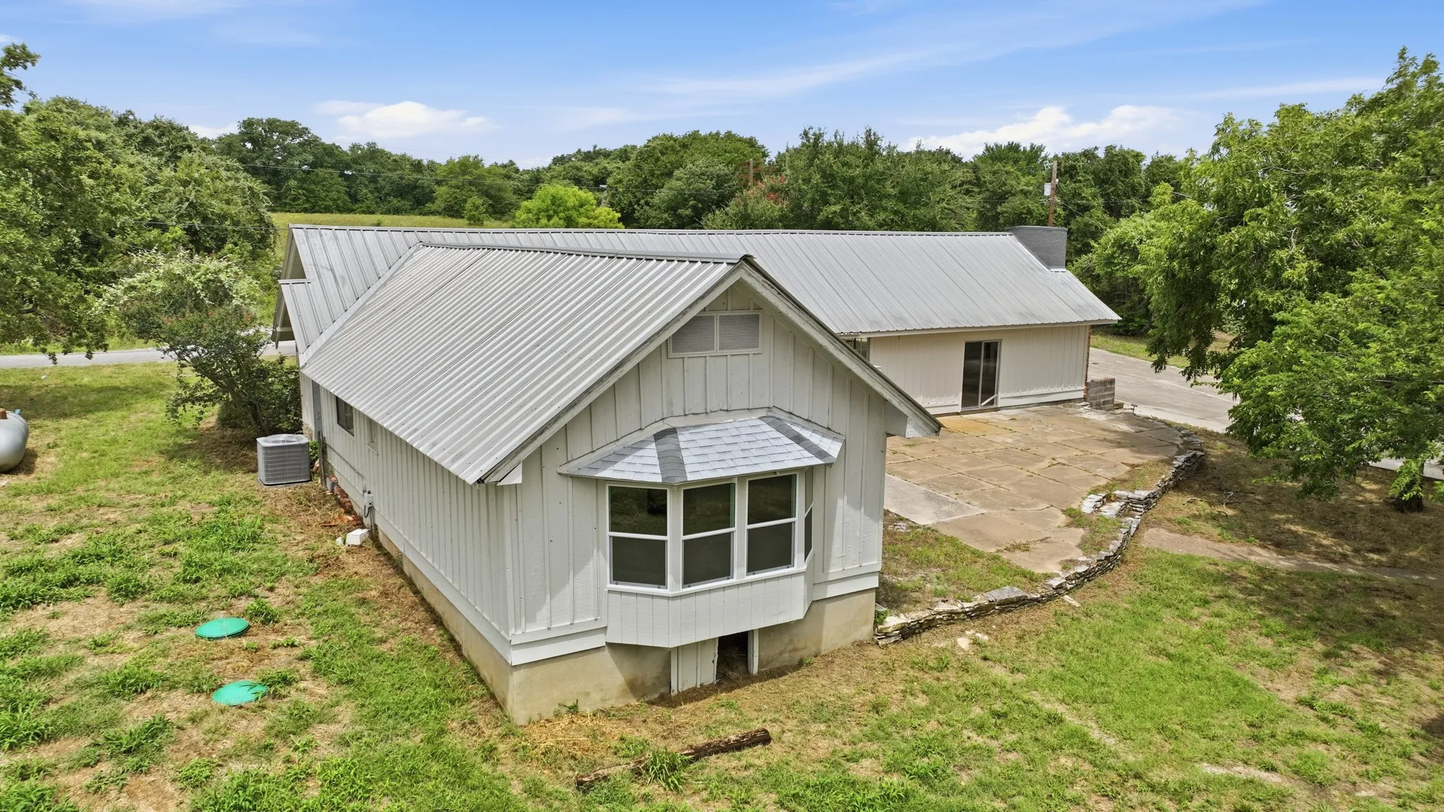 Single Family Residence For Sale in Parker County , 1102 Chilton Street, Weatherford, Texas 76086, 3 Bedroom, 2 Bathroom, Garage spaces, 2,244 Sqft, built in 0, mls#21327193, Real Estate Agent in Weatherford, Homes For Sale in Parker county, Homes For Sale in Weatherford, Realtor in Weatherford Texas, Real Estate Brokerage Independent Realty Texas, Luminita Cordes Realtor