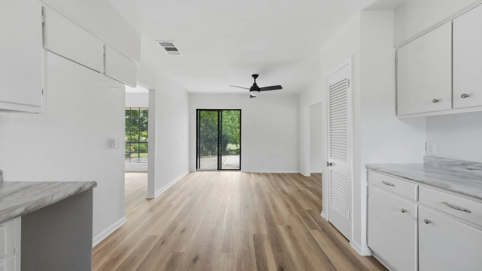 Single Family Residence For Sale in Parker County , 1102 Chilton Street, Weatherford, Texas 76086, 3 Bedroom, 2 Bathroom, Garage spaces, 2,244 Sqft, built in 0, mls#21327193, Real Estate Agent in Weatherford, Homes For Sale in Parker county, Homes For Sale in Weatherford, Realtor in Weatherford Texas, Real Estate Brokerage Independent Realty Texas, Luminita Cordes Realtor