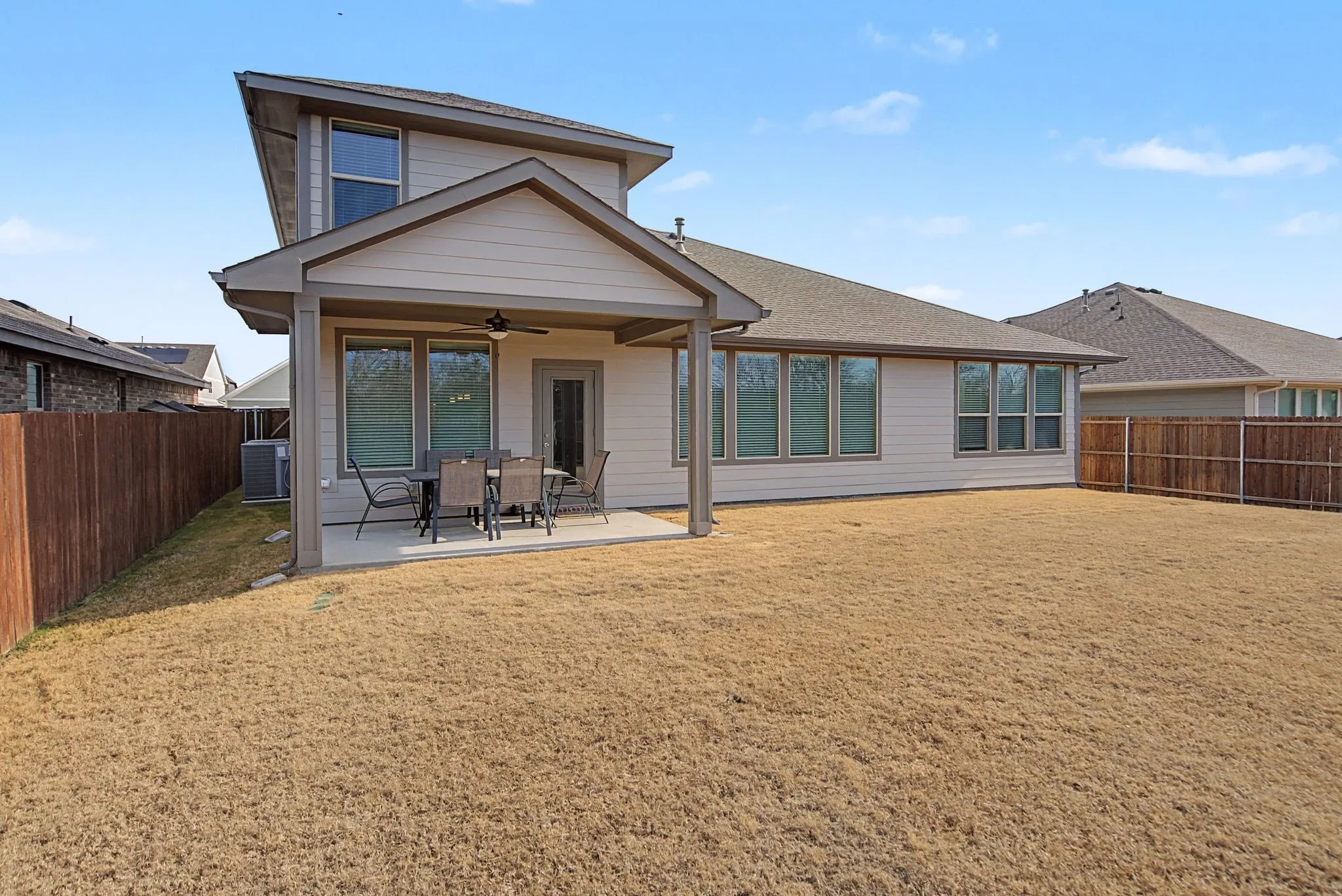 Single Family Residence For Sale in Rockwall County , 5660 Huffines Boulevard, Royse City, Texas 75189, 4 Bedroom, 3 Bathroom, 2 Garage spaces, 2,722 Sqft, built in 2023, mls#21331981, Real Estate Agent in Royse City, Homes For Sale in Rockwall county, Homes For Sale in Royse City, Realtor in Royse City Texas, Real Estate Brokerage Independent Realty Texas, Luminita Cordes Realtor