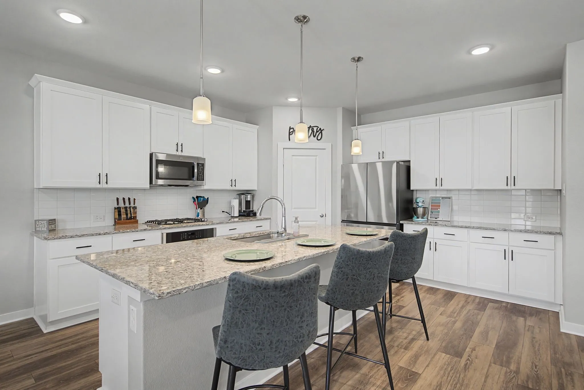 Single Family Residence For Sale in Rockwall County , 5660 Huffines Boulevard, Royse City, Texas 75189, 4 Bedroom, 3 Bathroom, 2 Garage spaces, 2,722 Sqft, built in 2023, mls#21331981, Real Estate Agent in Royse City, Homes For Sale in Rockwall county, Homes For Sale in Royse City, Realtor in Royse City Texas, Real Estate Brokerage Independent Realty Texas, Luminita Cordes Realtor