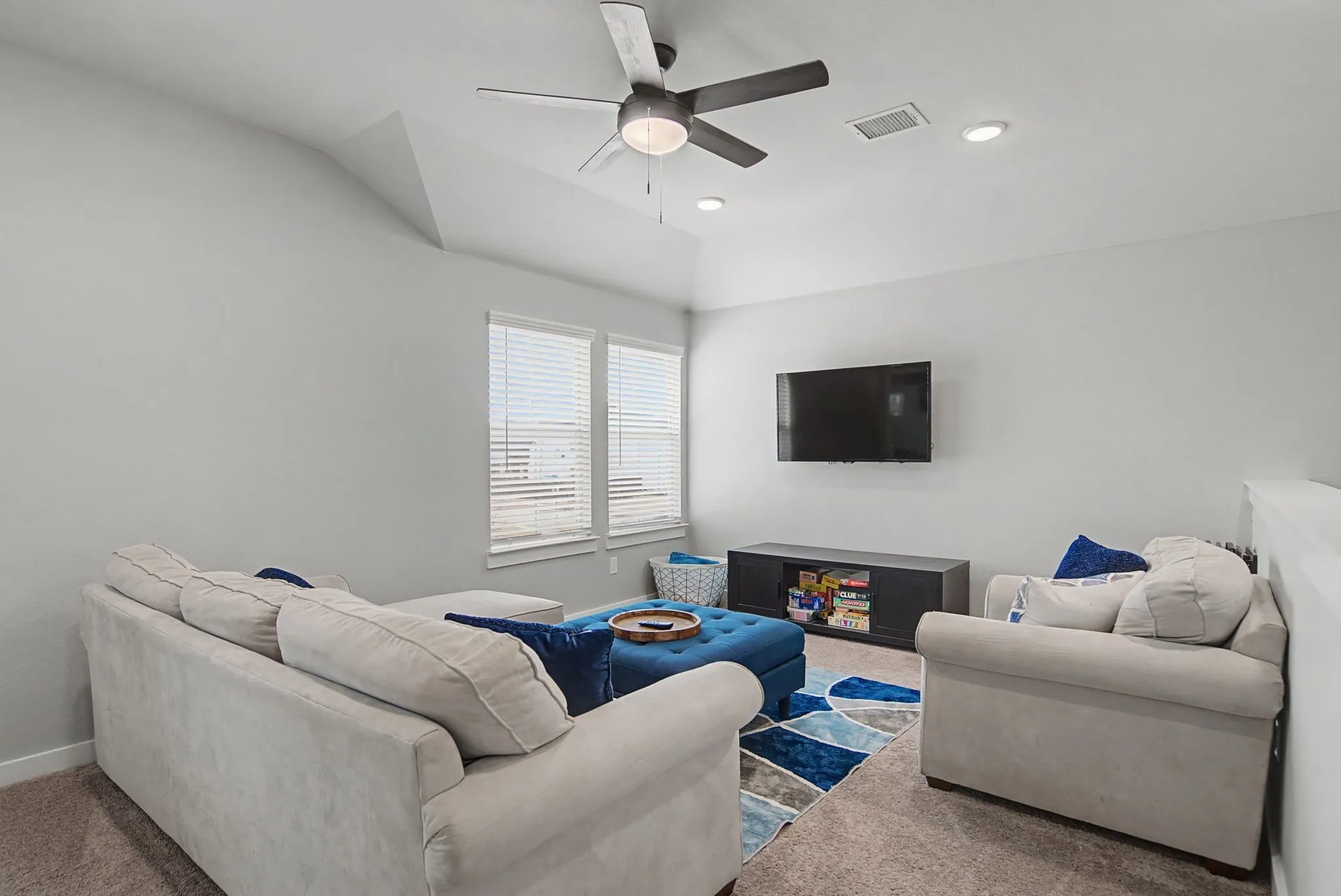 Single Family Residence For Sale in Rockwall County , 5660 Huffines Boulevard, Royse City, Texas 75189, 4 Bedroom, 3 Bathroom, 2 Garage spaces, 2,722 Sqft, built in 2023, mls#21331981, Real Estate Agent in Royse City, Homes For Sale in Rockwall county, Homes For Sale in Royse City, Realtor in Royse City Texas, Real Estate Brokerage Independent Realty Texas, Luminita Cordes Realtor
