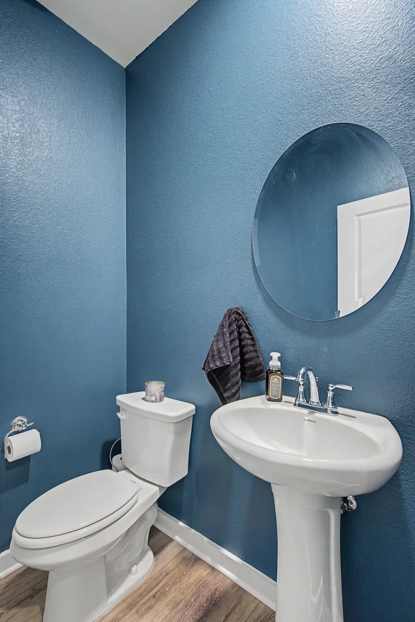 Single Family Residence For Sale in Rockwall County , 5660 Huffines Boulevard, Royse City, Texas 75189, 4 Bedroom, 3 Bathroom, 2 Garage spaces, 2,722 Sqft, built in 2023, mls#21331981, Real Estate Agent in Royse City, Homes For Sale in Rockwall county, Homes For Sale in Royse City, Realtor in Royse City Texas, Real Estate Brokerage Independent Realty Texas, Luminita Cordes Realtor