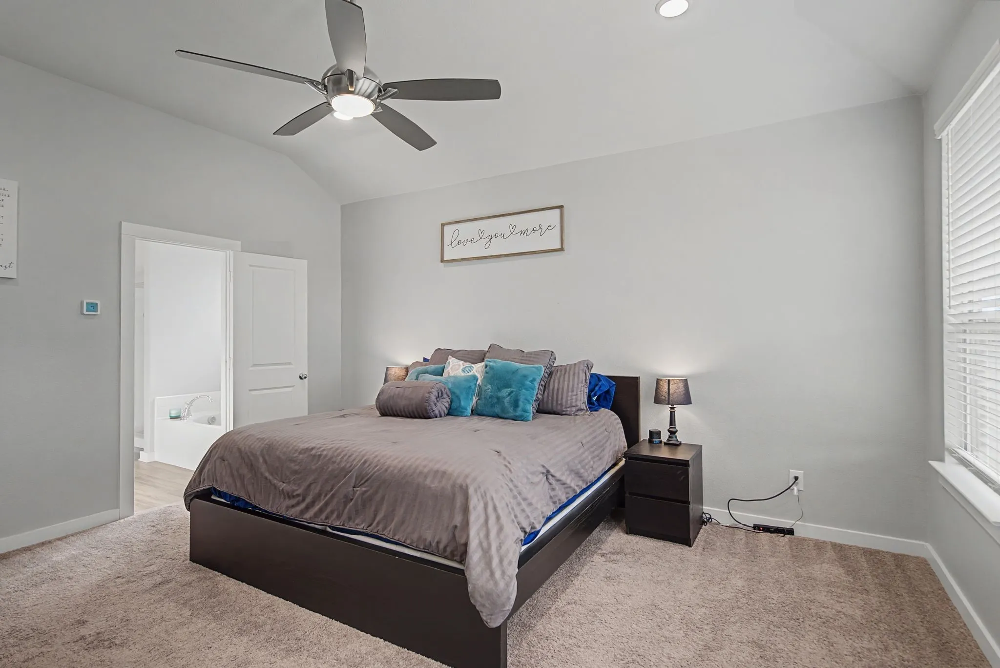 Single Family Residence For Sale in Rockwall County , 5660 Huffines Boulevard, Royse City, Texas 75189, 4 Bedroom, 3 Bathroom, 2 Garage spaces, 2,722 Sqft, built in 2023, mls#21331981, Real Estate Agent in Royse City, Homes For Sale in Rockwall county, Homes For Sale in Royse City, Realtor in Royse City Texas, Real Estate Brokerage Independent Realty Texas, Luminita Cordes Realtor