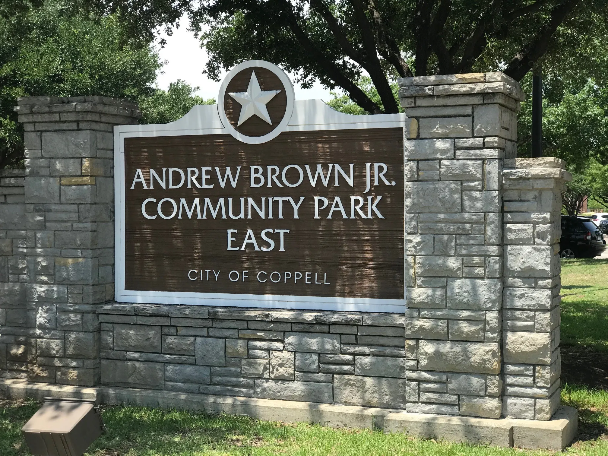 Condominium For Sale in Dallas County , 226 Samuel Boulevard F1, Coppell, Texas 75019, 1 Bedroom, 1 Bathroom, Garage spaces, 713 Sqft, built in 1984, mls#21333550, Real Estate Agent in Coppell, Homes For Sale in Dallas county, Homes For Sale in Coppell, Realtor in Coppell Texas, Real Estate Brokerage Independent Realty Texas, Luminita Cordes Realtor