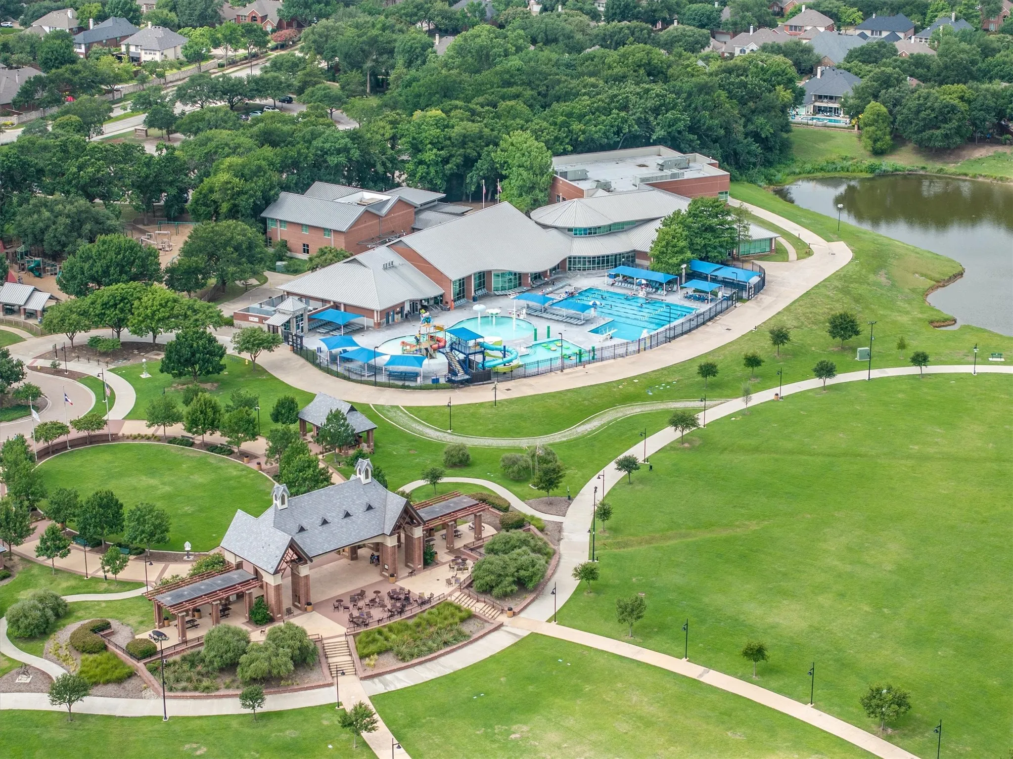 Condominium For Sale in Dallas County , 226 Samuel Boulevard F1, Coppell, Texas 75019, 1 Bedroom, 1 Bathroom, Garage spaces, 713 Sqft, built in 1984, mls#21333550, Real Estate Agent in Coppell, Homes For Sale in Dallas county, Homes For Sale in Coppell, Realtor in Coppell Texas, Real Estate Brokerage Independent Realty Texas, Luminita Cordes Realtor