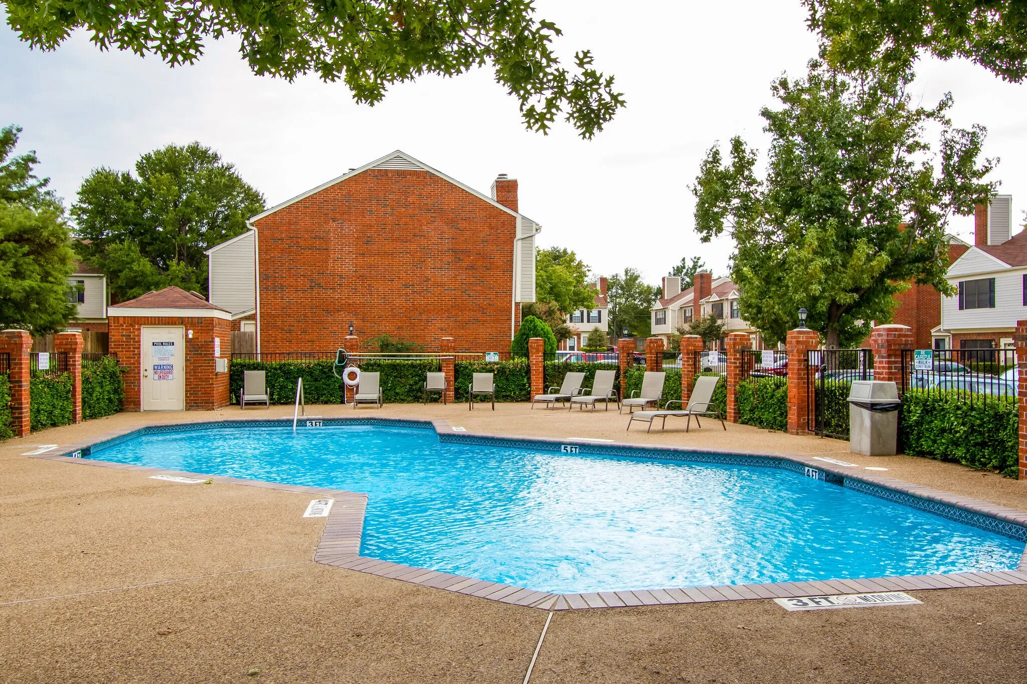 Condominium For Sale in Dallas County , 226 Samuel Boulevard F1, Coppell, Texas 75019, 1 Bedroom, 1 Bathroom, Garage spaces, 713 Sqft, built in 1984, mls#21333550, Real Estate Agent in Coppell, Homes For Sale in Dallas county, Homes For Sale in Coppell, Realtor in Coppell Texas, Real Estate Brokerage Independent Realty Texas, Luminita Cordes Realtor